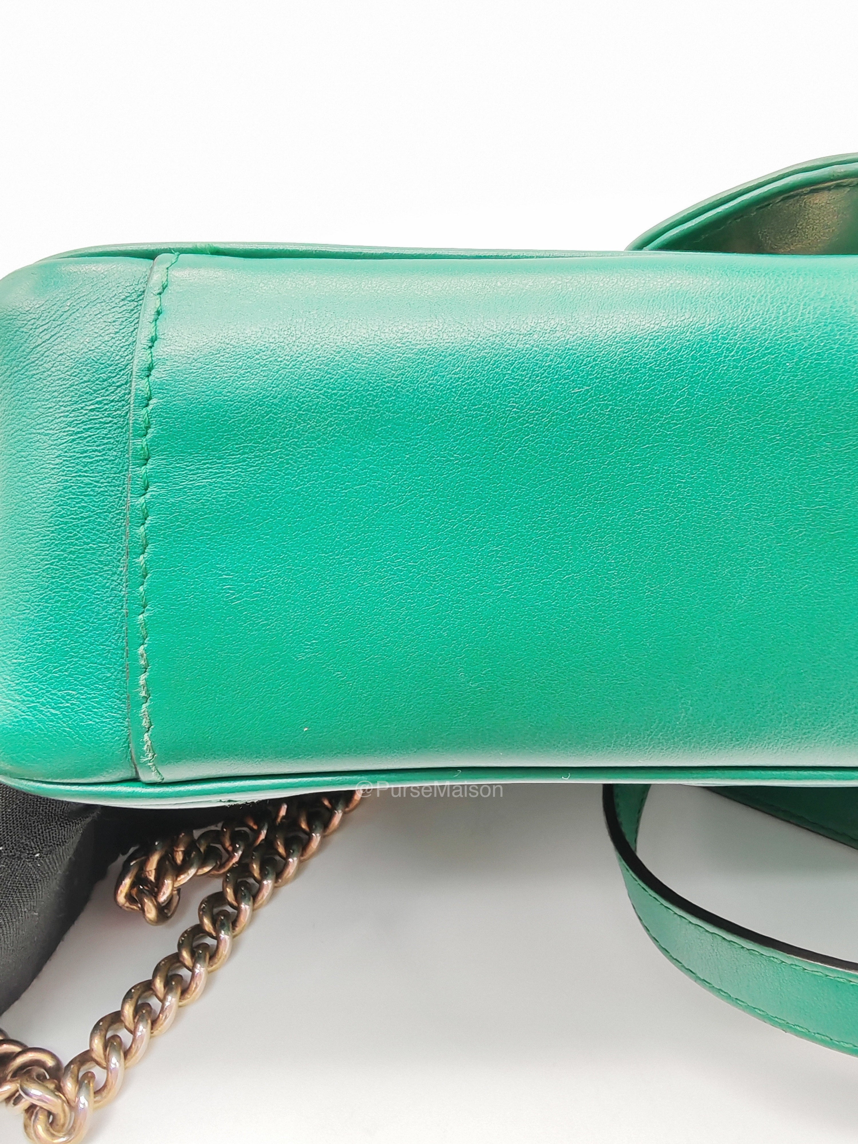 Gucci GG Marmont Shoulder Bag Small in Green Chevron Matelasse Calfskin Leather and Gold Hardware