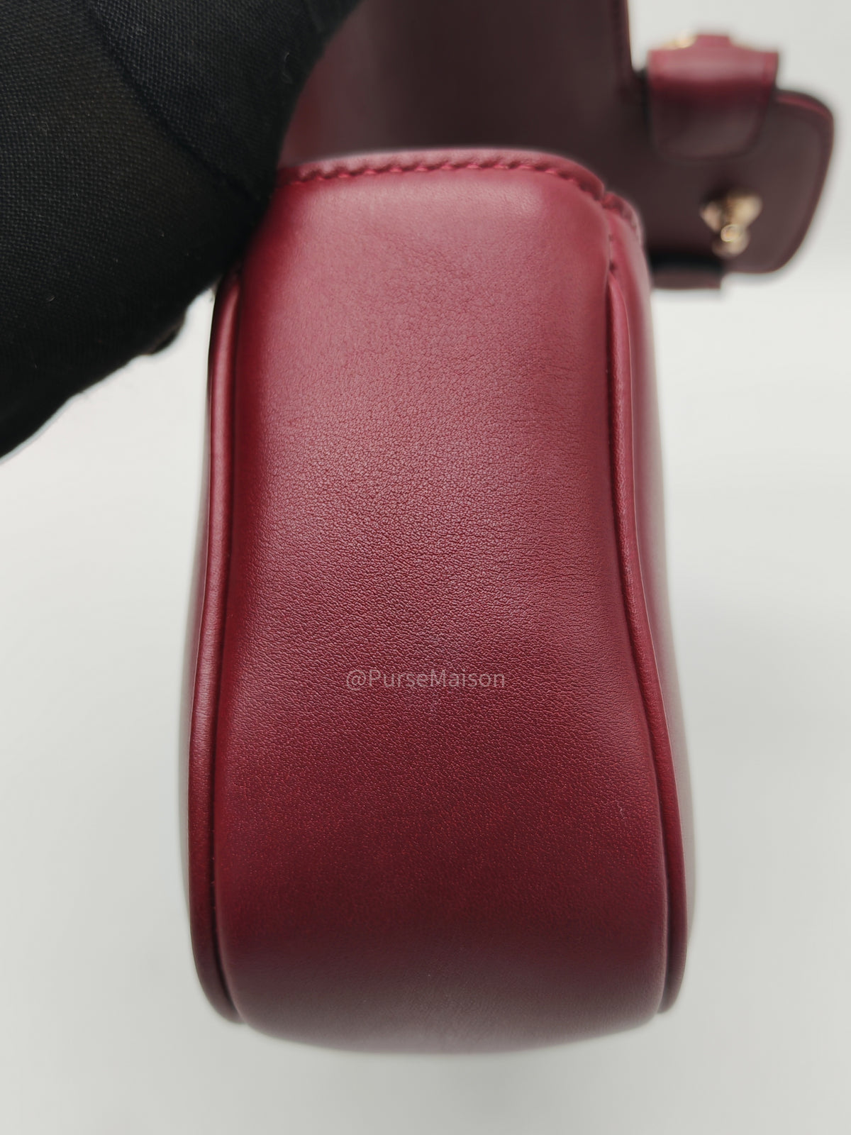 Gucci Horsebit 1955 East West Shoulder Bag in Rosso Ancora Calfskin Leather and Light Gold Hardware