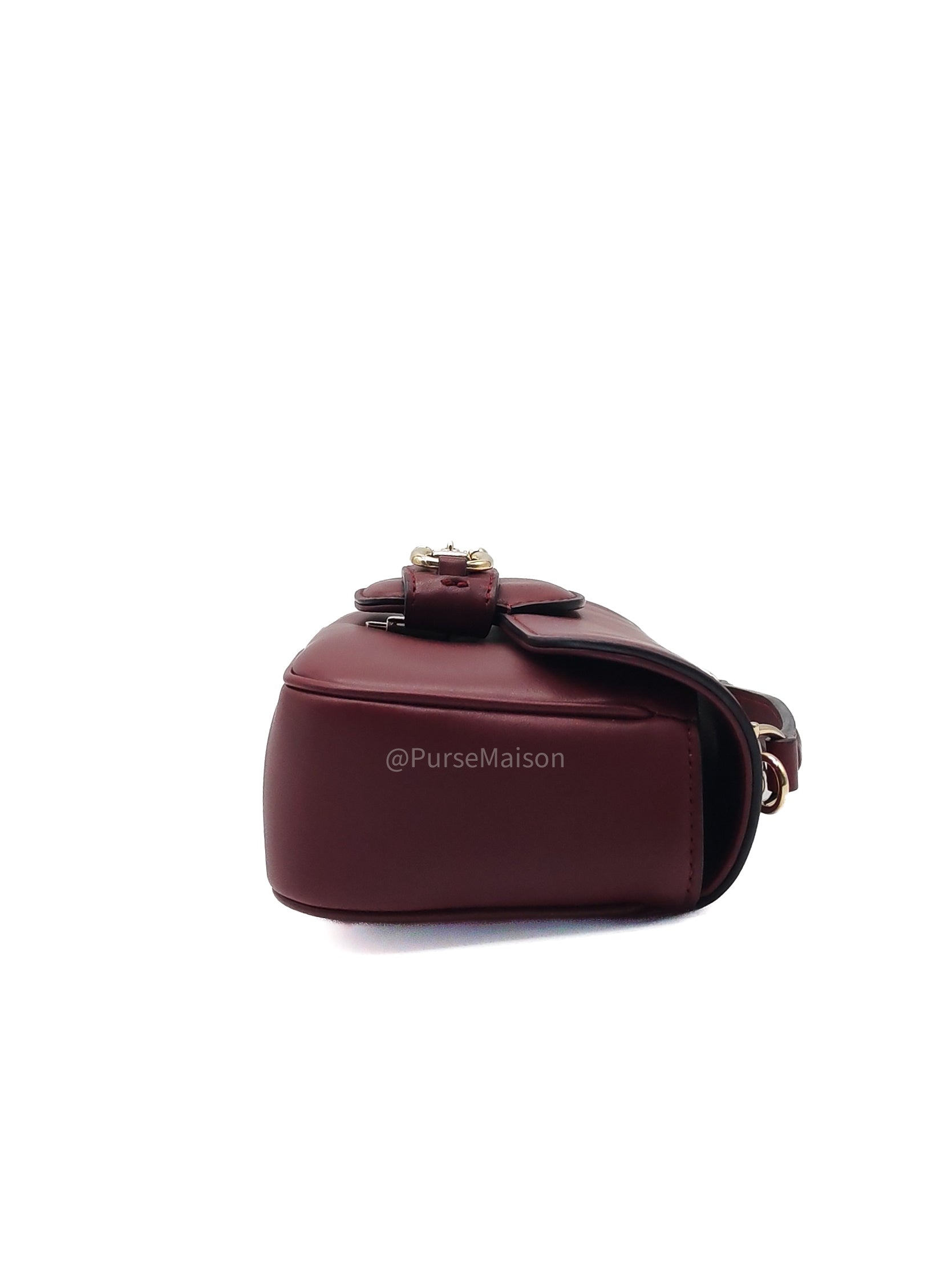 Gucci Horsebit 1955 East West Shoulder Bag in Rosso Ancora Calfskin Leather and Light Gold Hardware
