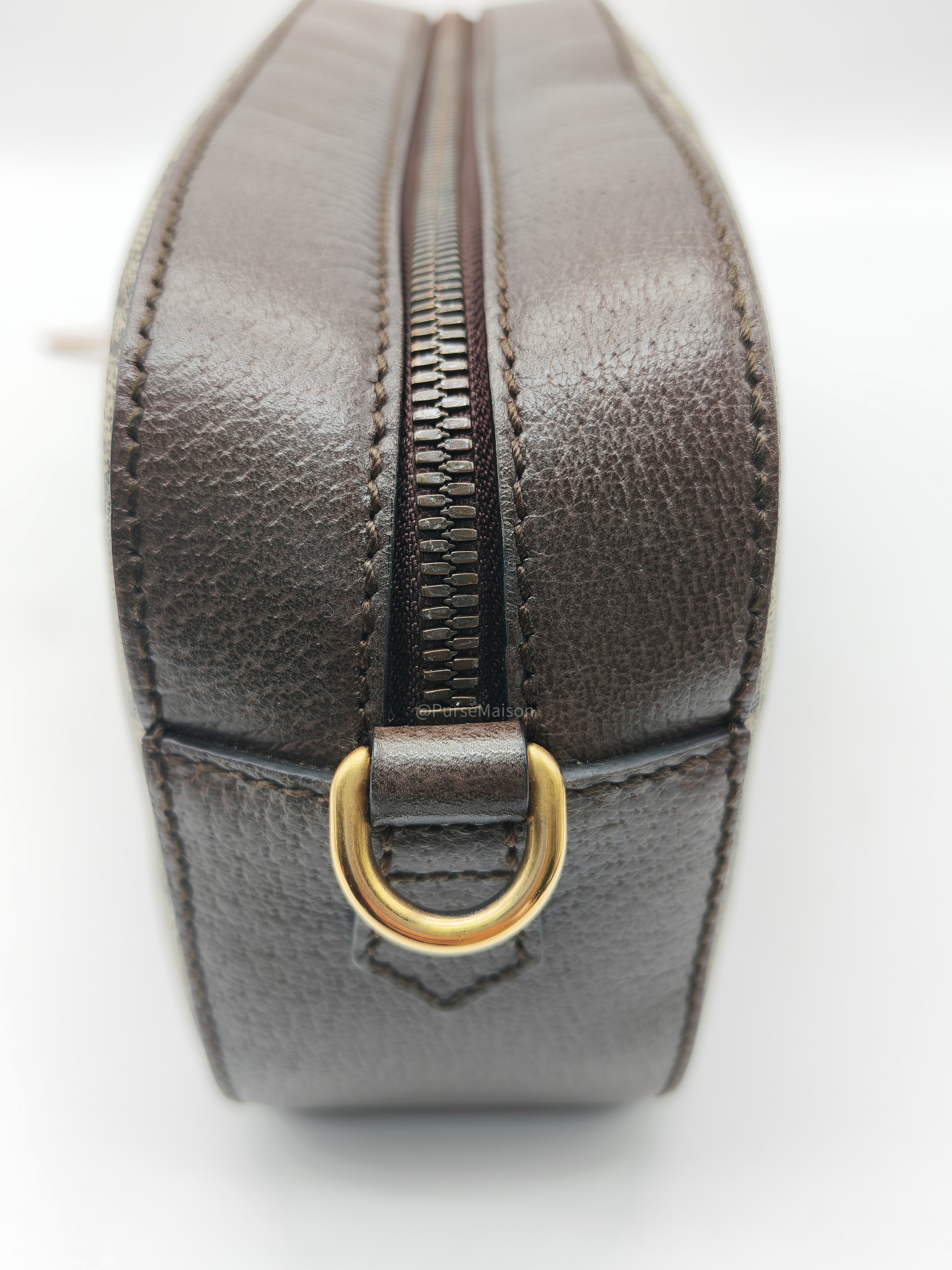 Gucci New Vintage Camera Bag in Brown Coated Monogram Pattern GG Supreme Canvas