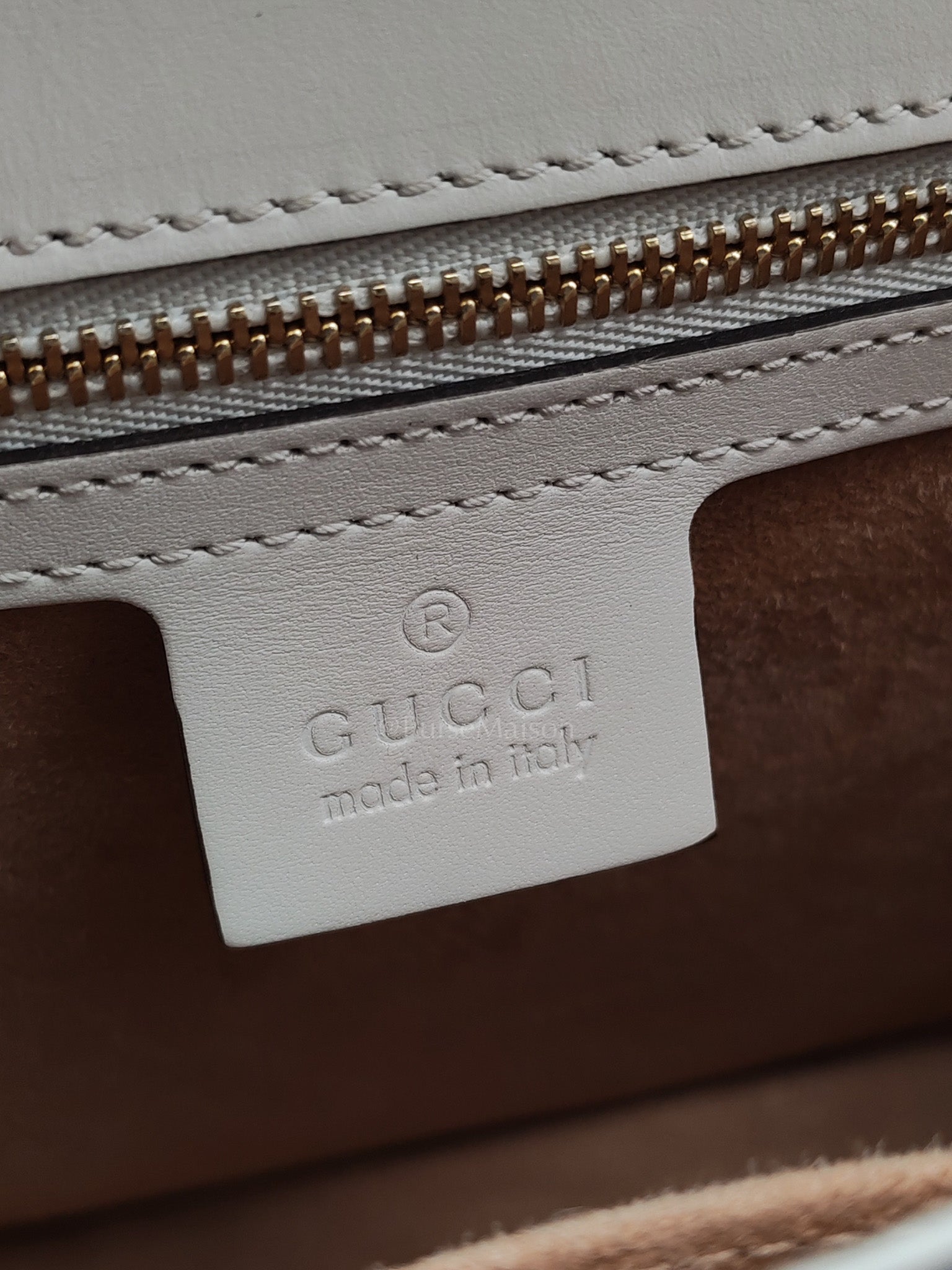 Gucci Sylvie Shoulder Bag in Off White Smooth Calfskin Leather