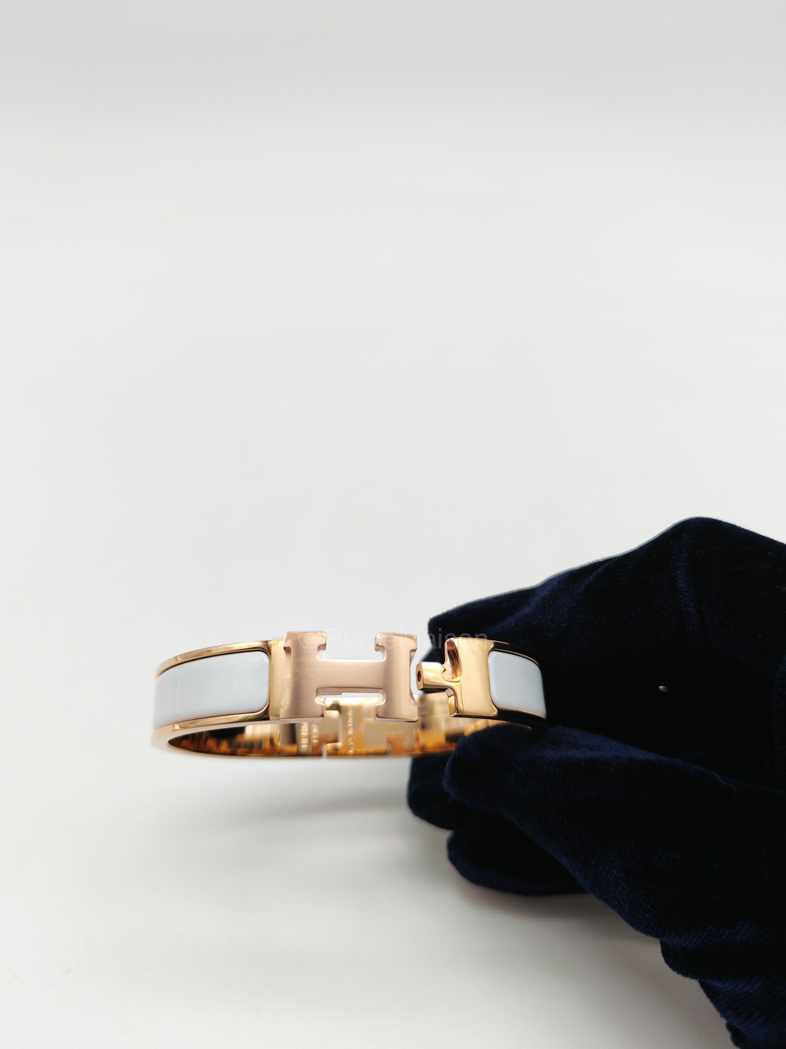 Hermes Clic H PM White Enamel Rosegold Hardware Bracelet