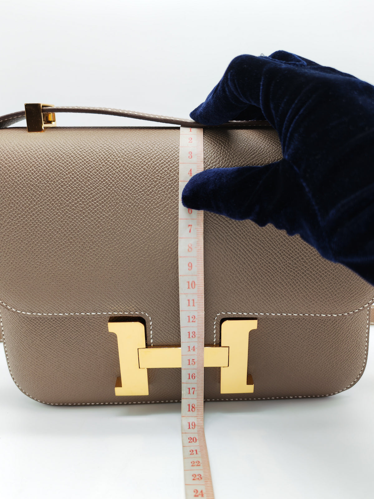 Hermes Constance 24 in Etoupe Epsom Leather Gold Hardware Stamp U (UMS 685 TB)