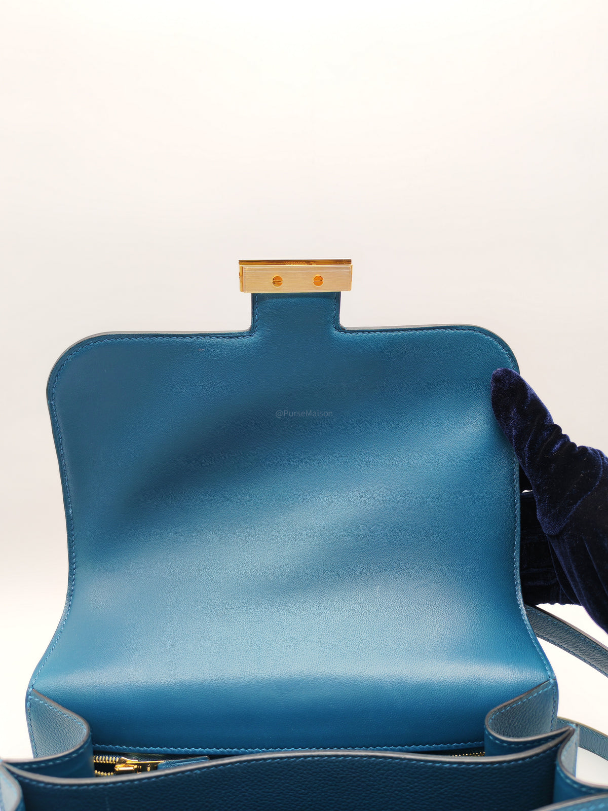 Hermes Constance III 24 in Colvert Veau Evercolor Leather Gold Hardware Stamp A(2017)