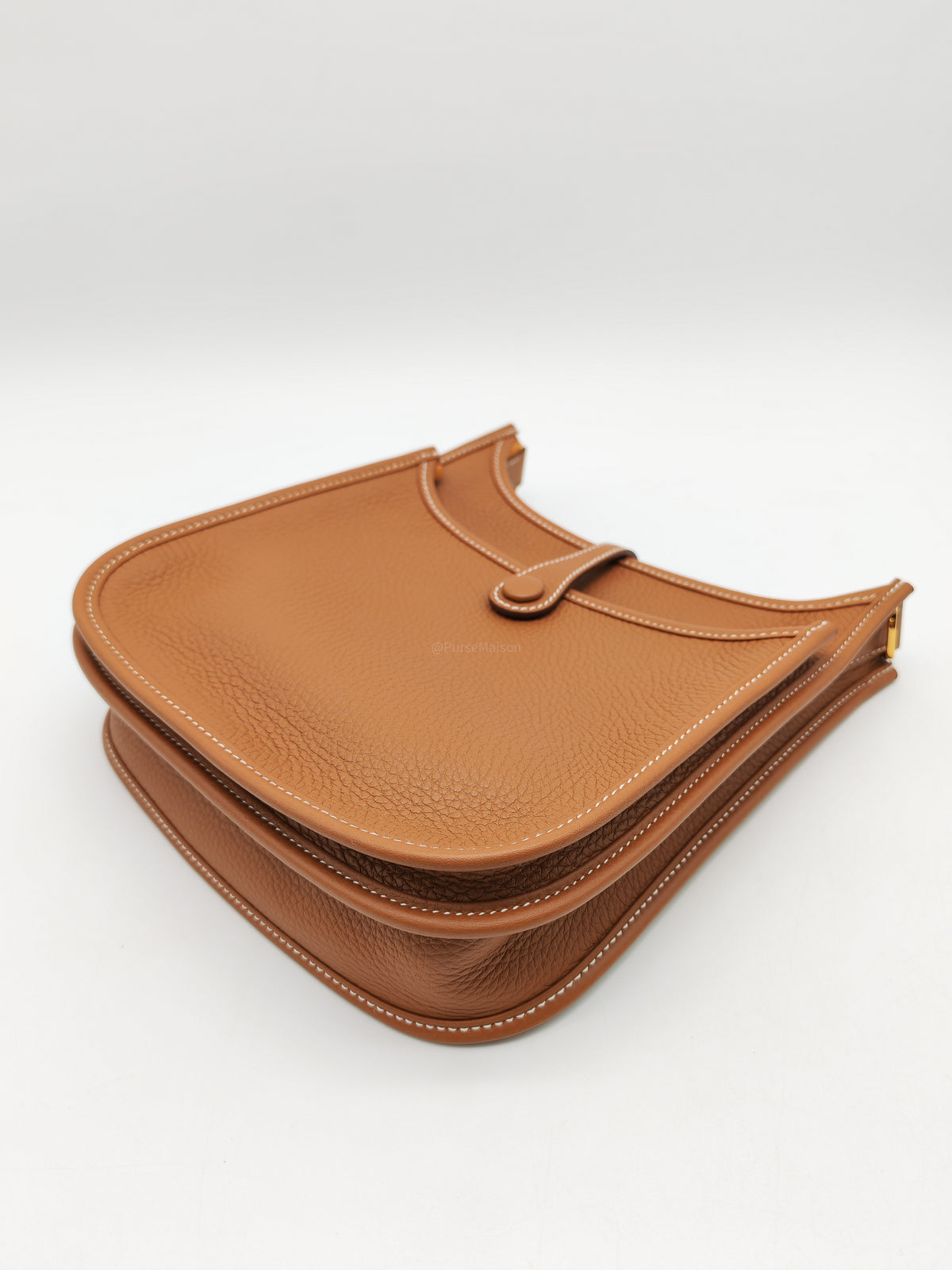 Hermes Evelyne 23 in Gold Taurillon Clemence Leather Gold Hardware Stamp G(2026)