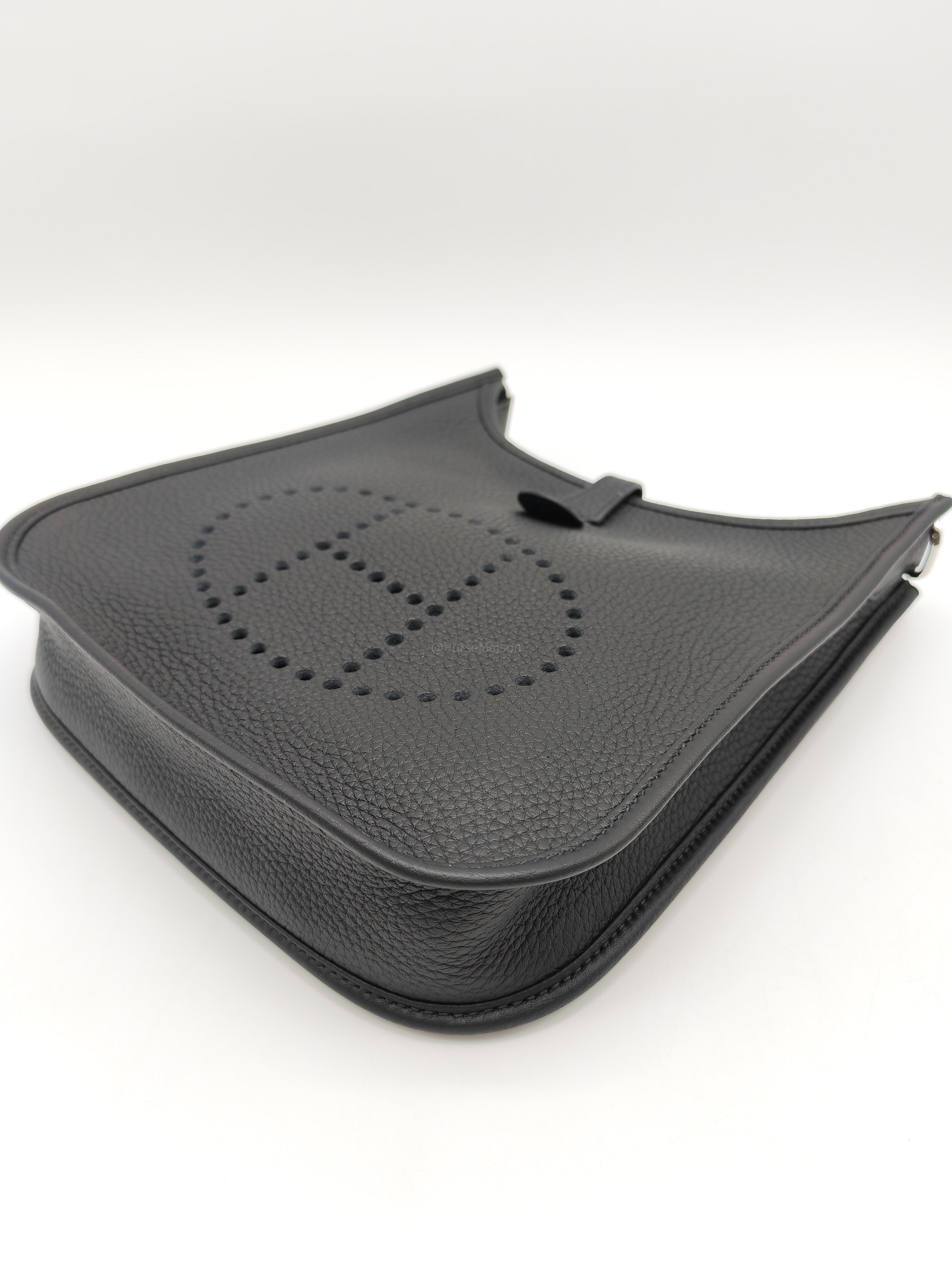 Hermes Evelyne 23 in Black/Noir Taurillon Clemence Leather Palladium Hardware Stamp G(2026)