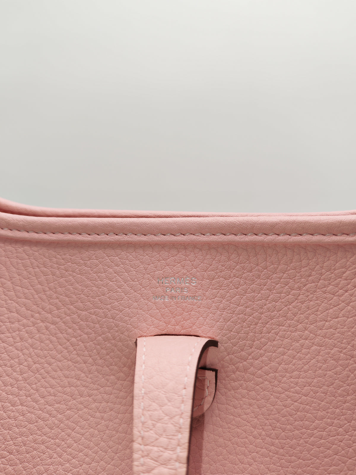 Hermes Evelyne Poche III 23 in Sakura Pink Clemence Leather Palladium Hardware Stamp K (2025)