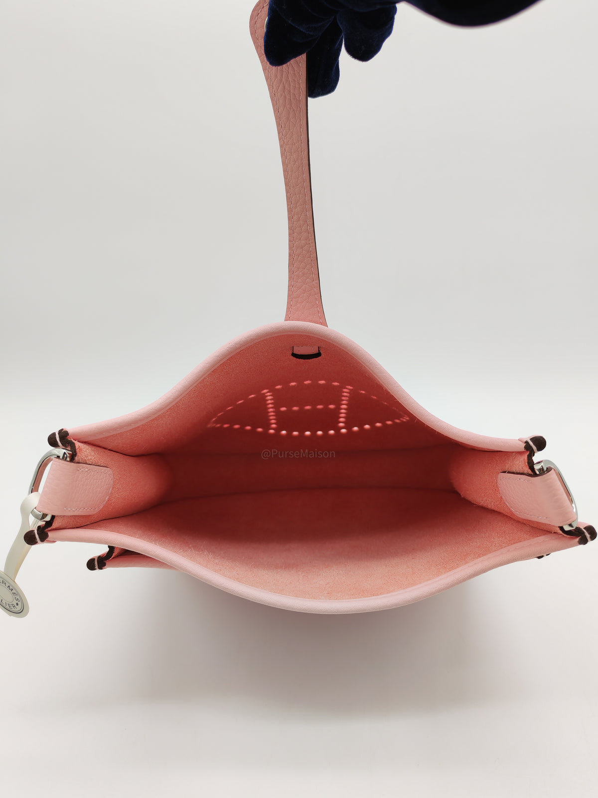 Hermes Evelyne Poche III 23 in Sakura Pink Clemence Leather Palladium Hardware Stamp K (2025)