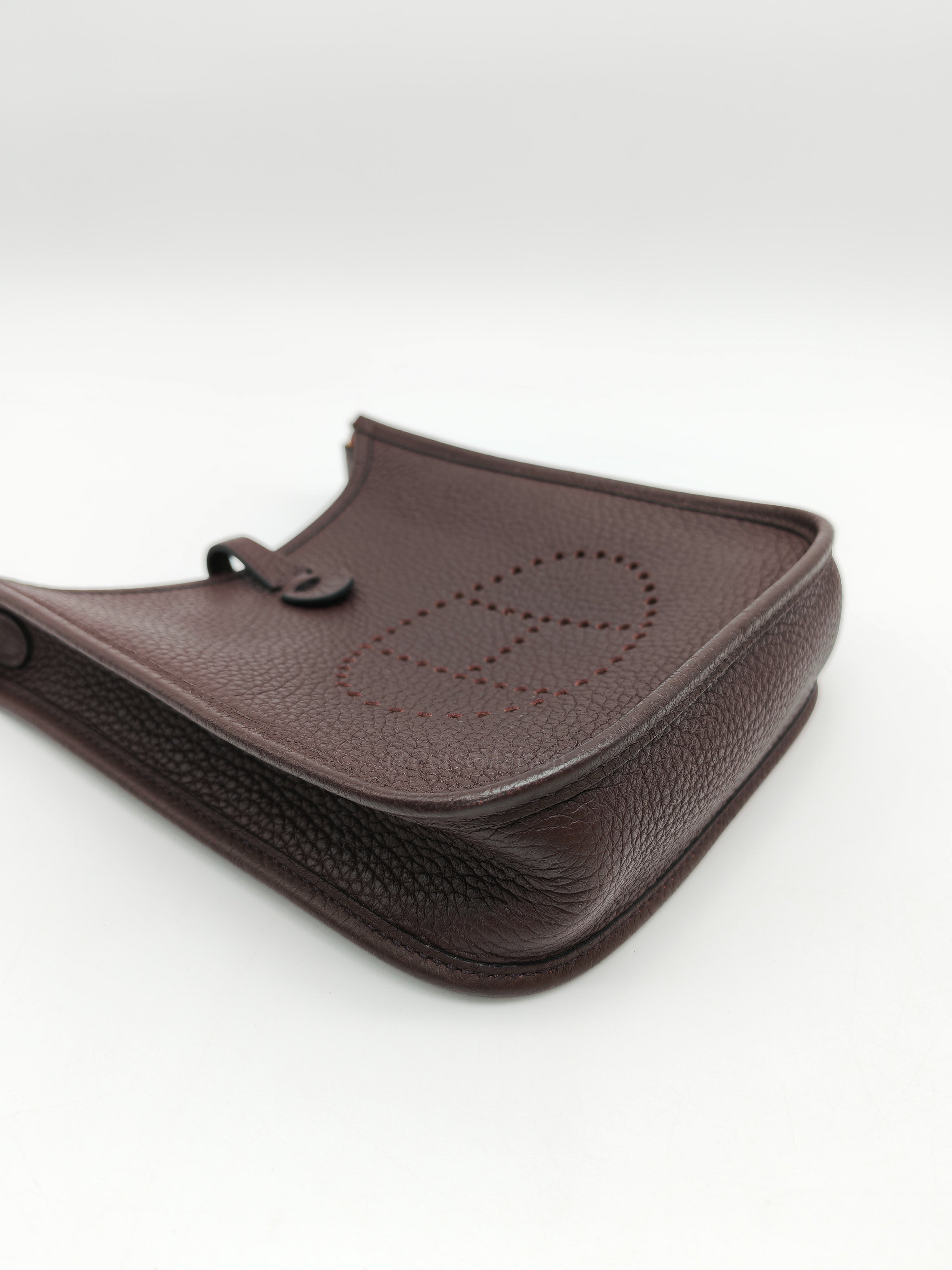 Hermes Evelyne TPM in Rouge Sellier Clemence Leather and Gold Hardware Stamp Z (2021)