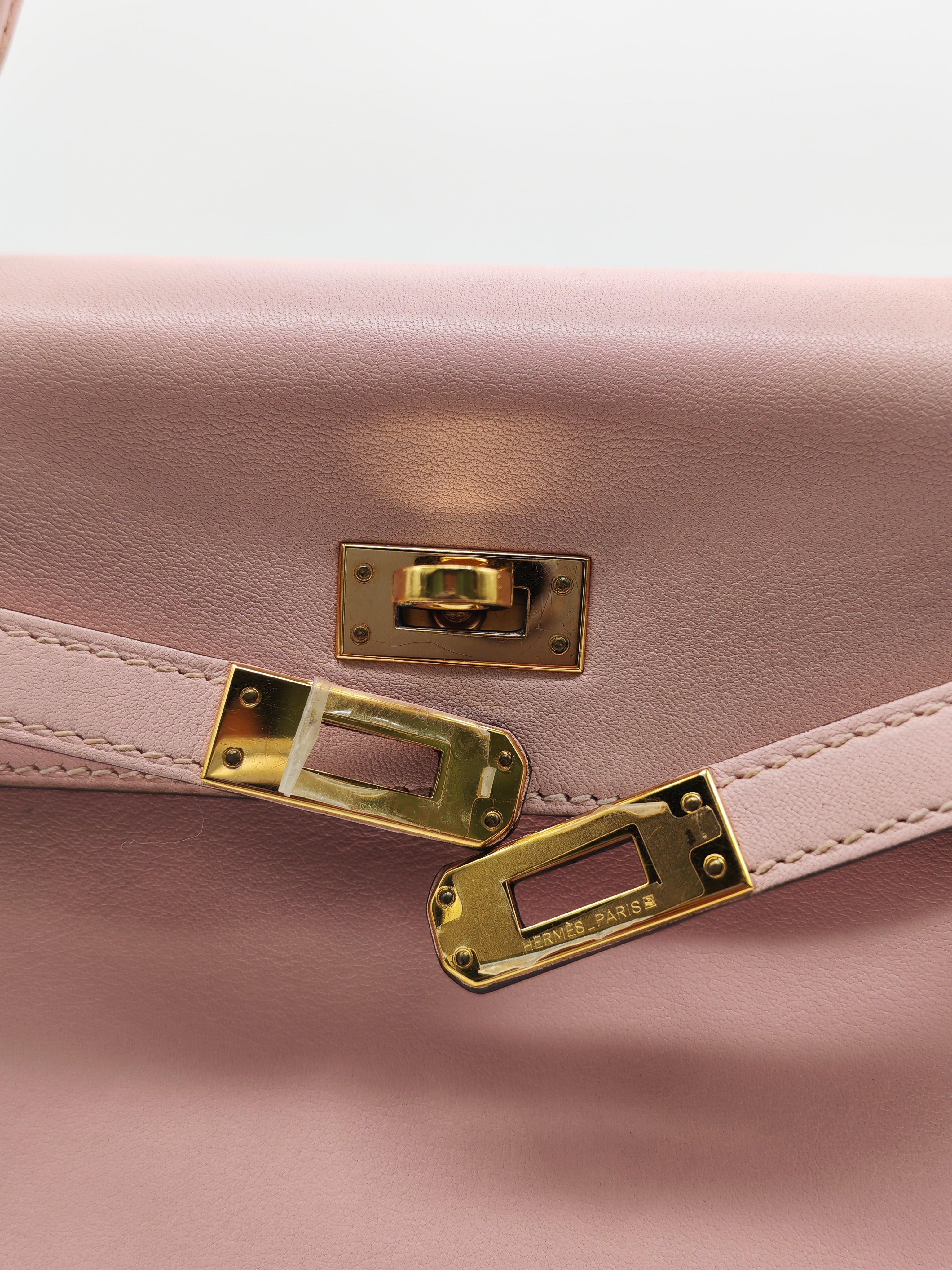 Hermes Kelly 25 Retourne in Rose Sakura Swift Leather and Gold Hardware Stamp T (2015)