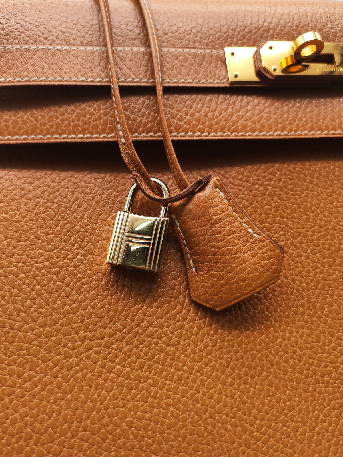 Hermes Kelly 35 in Gold Ardennes Leather Gold Hardware Stamp X Circle (1994)