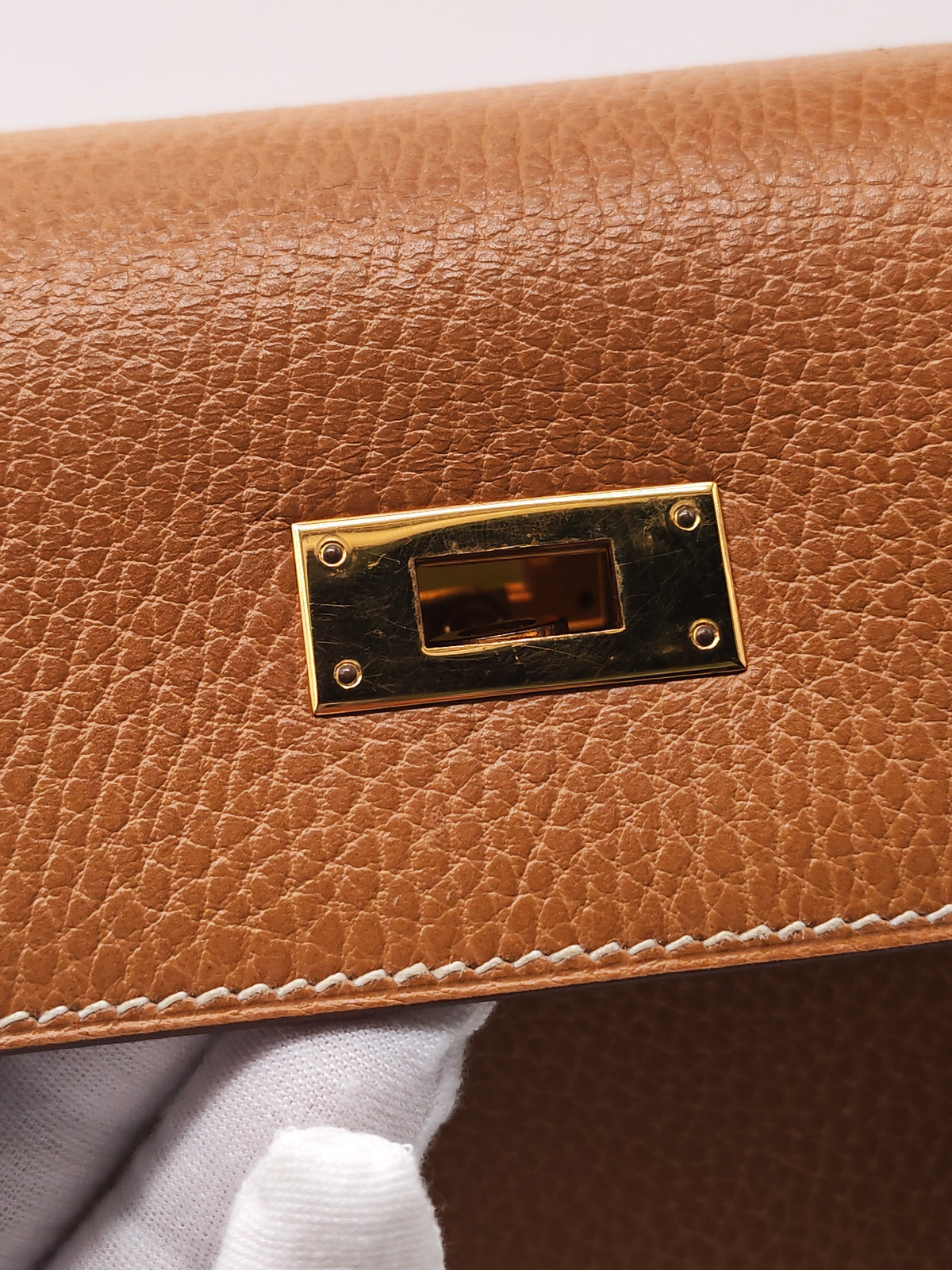 Hermes Kelly 35 in Gold Ardennes Leather Gold Hardware Stamp X Circle (1994)