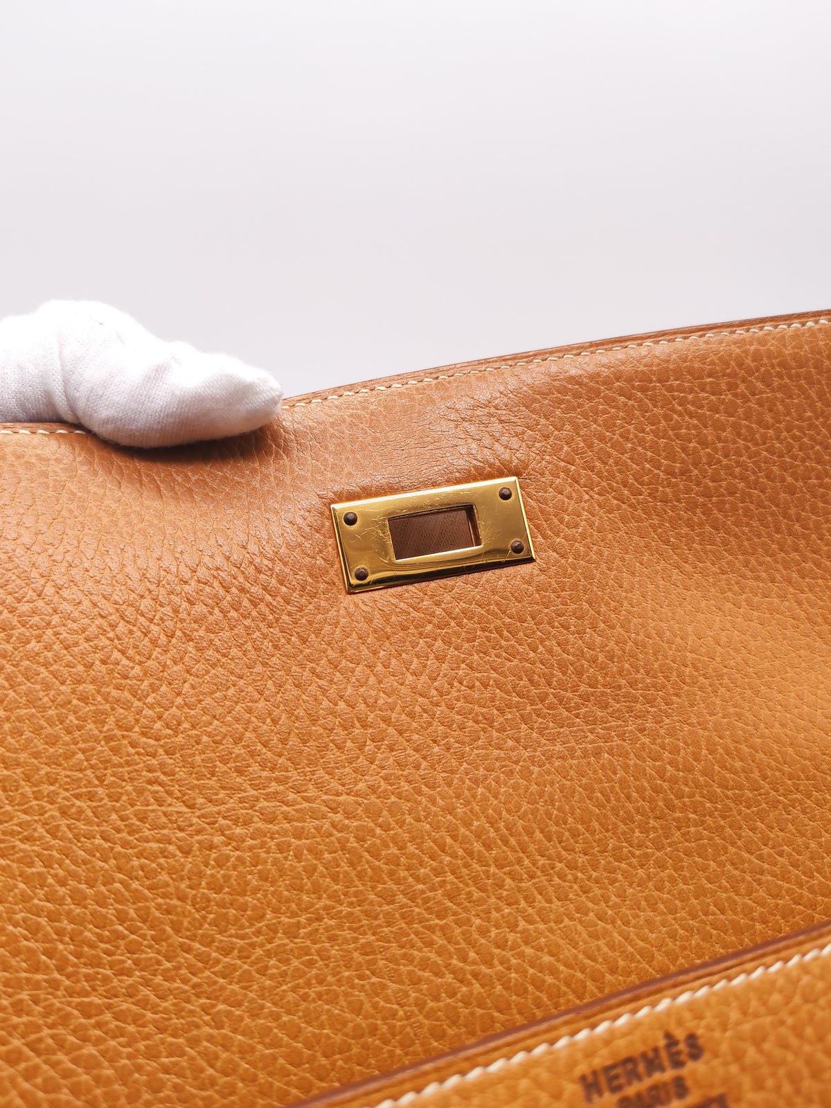 Hermes Kelly 35 in Gold Ardennes Leather Gold Hardware Stamp X Circle (1994)