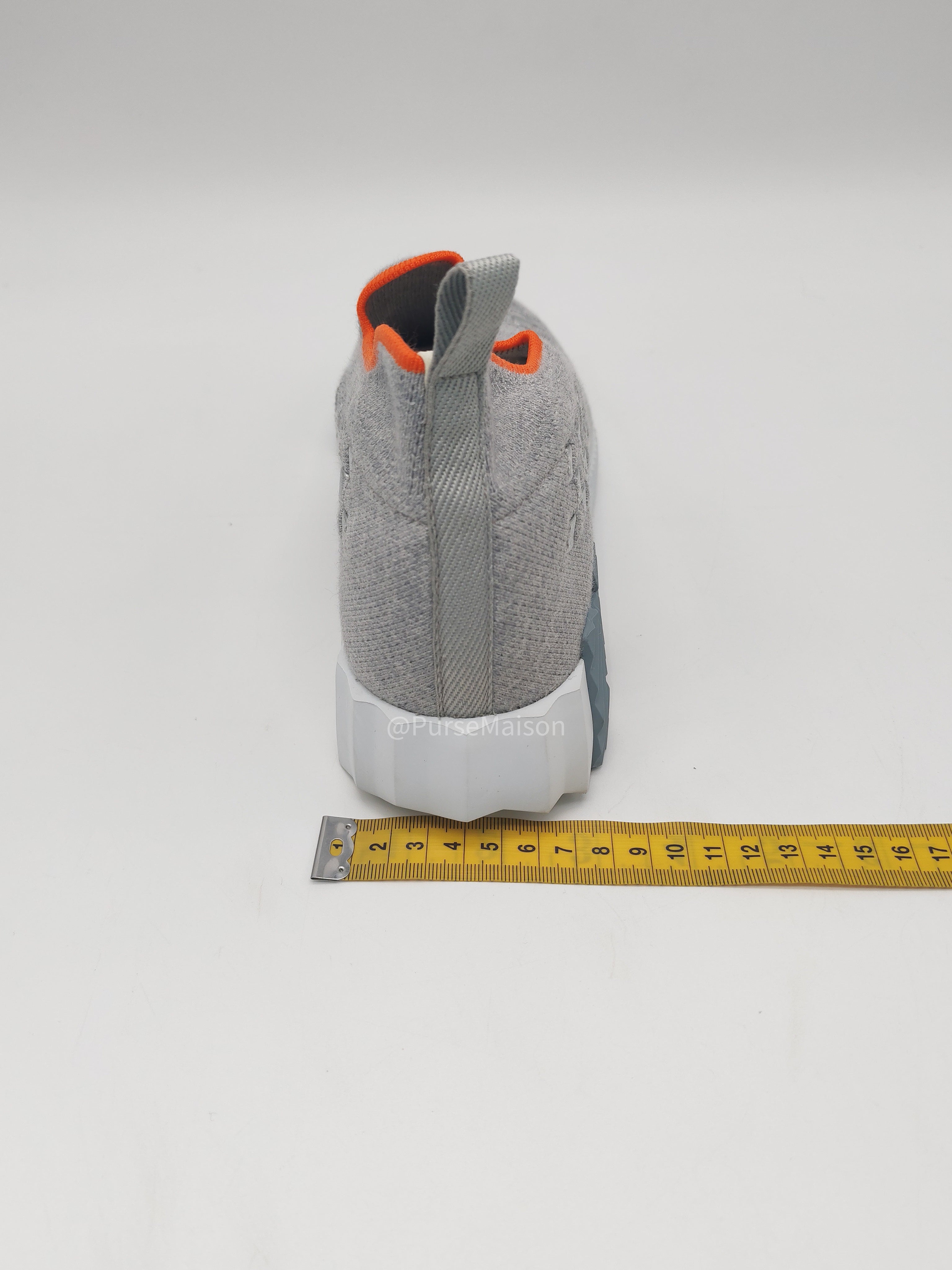 Hermès Flex Slip-On Sneakers in Gris Silex Fabric Low Top Size 37.5 EU (23.7 cm)