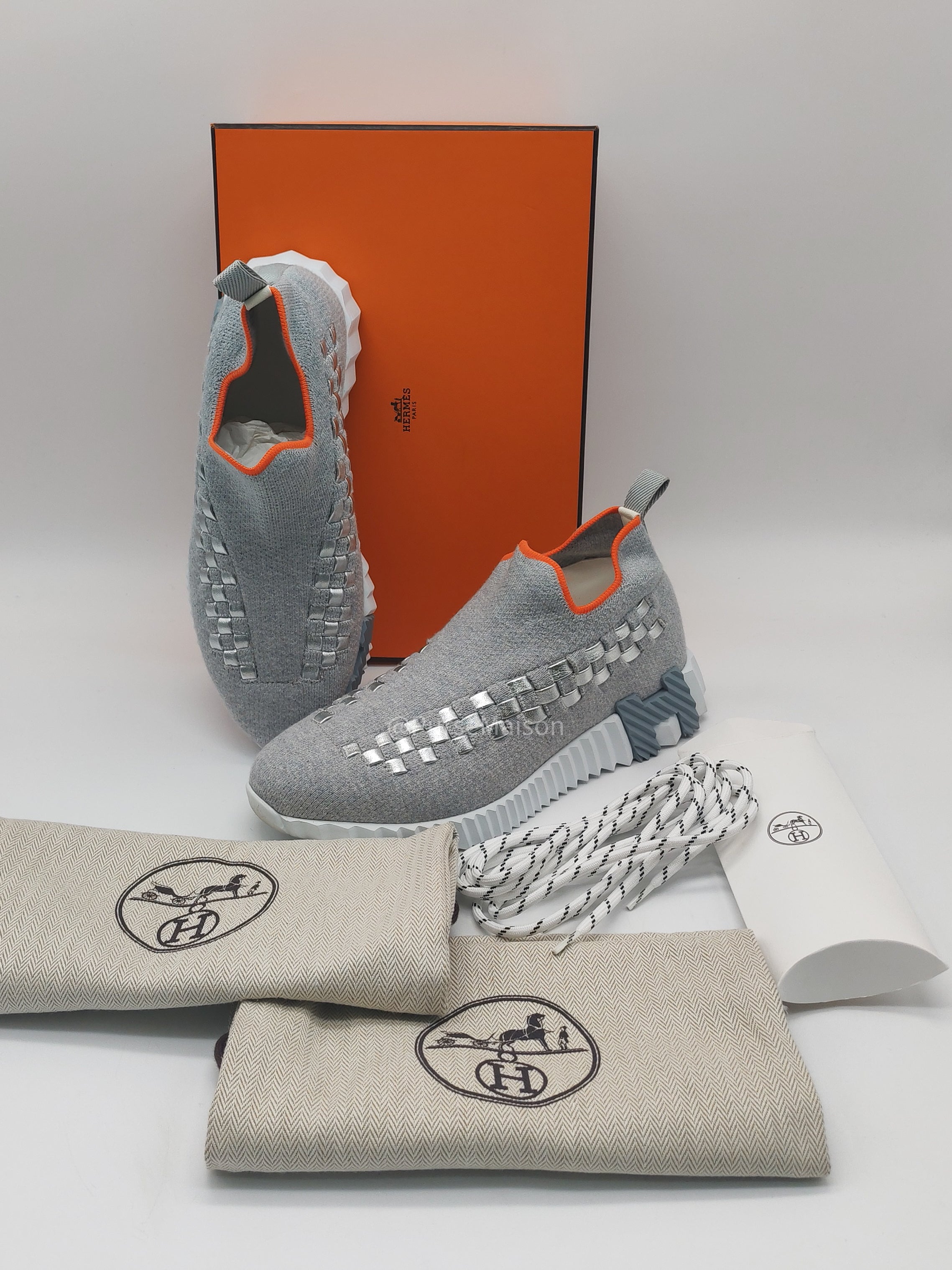 Hermès Flex Slip-On Sneakers in Gris Silex Fabric Low Top Size 37.5 EU (23.7 cm)