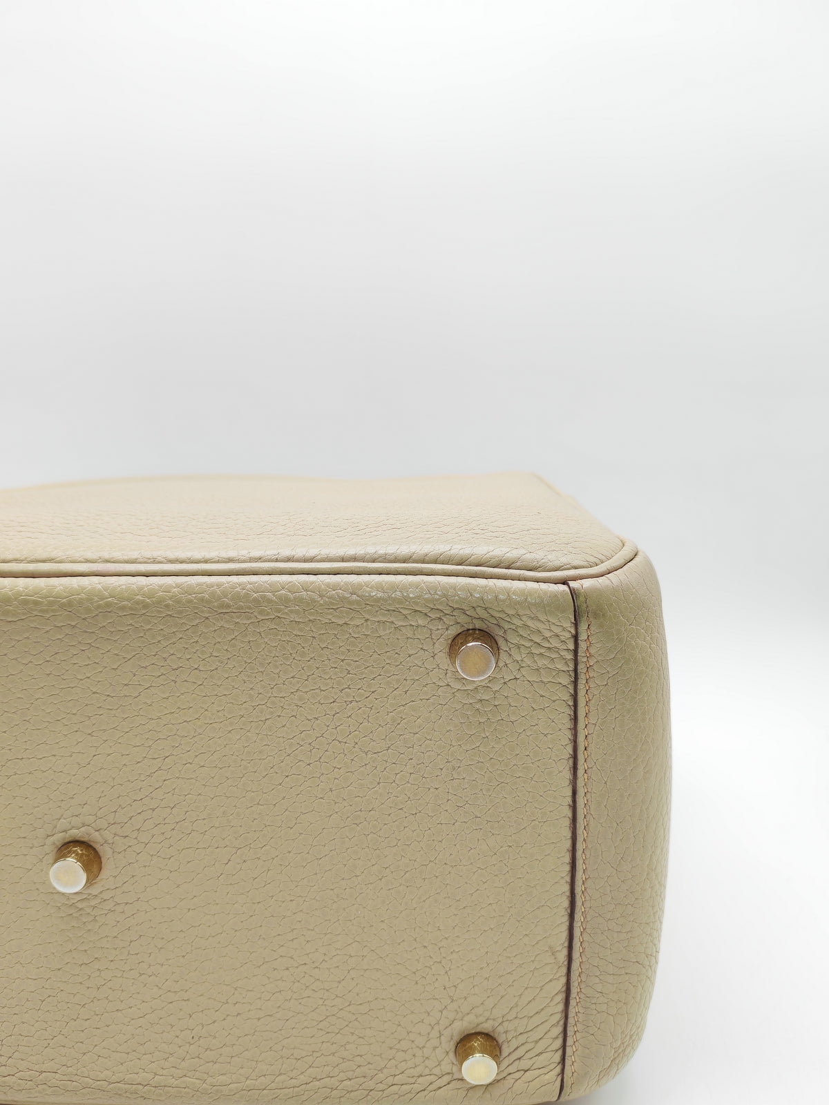 Hermes Lindy 30 in Trench Clemence Leather Gold Hardware Stamp Square Q (2013)