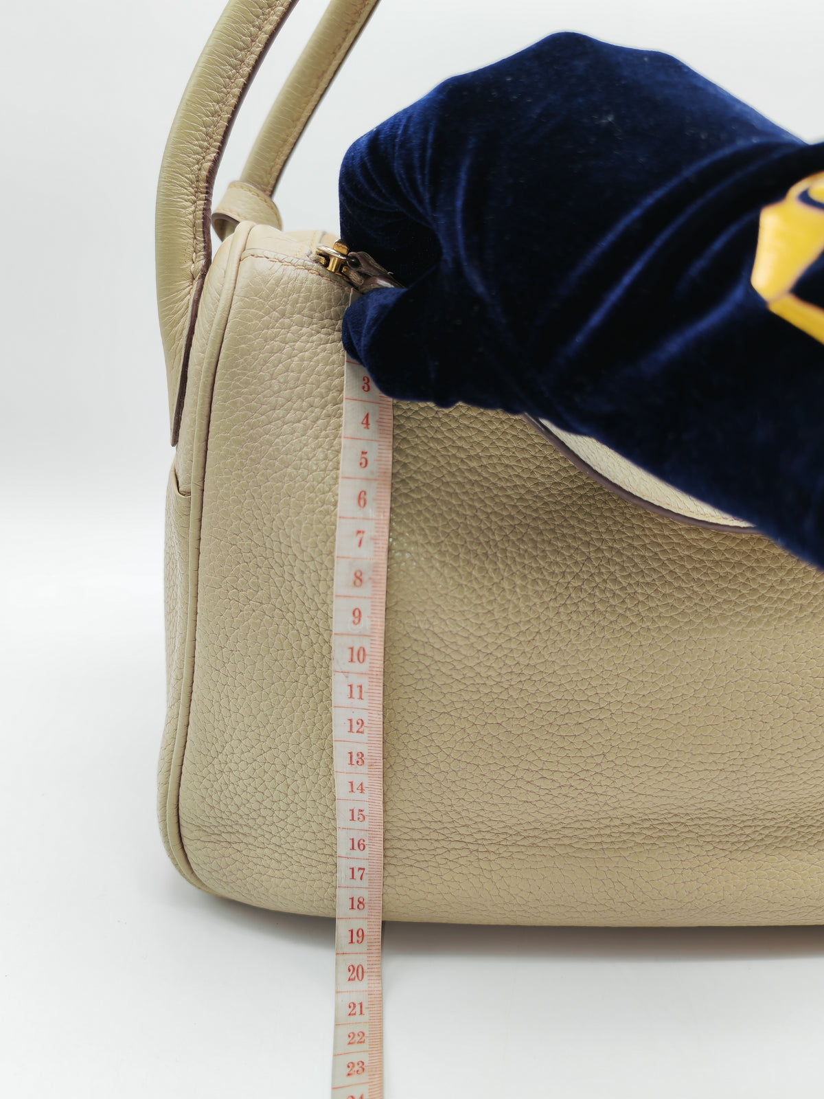 Hermes Lindy 30 in Trench Clemence Leather Gold Hardware Stamp Square Q (2013)
