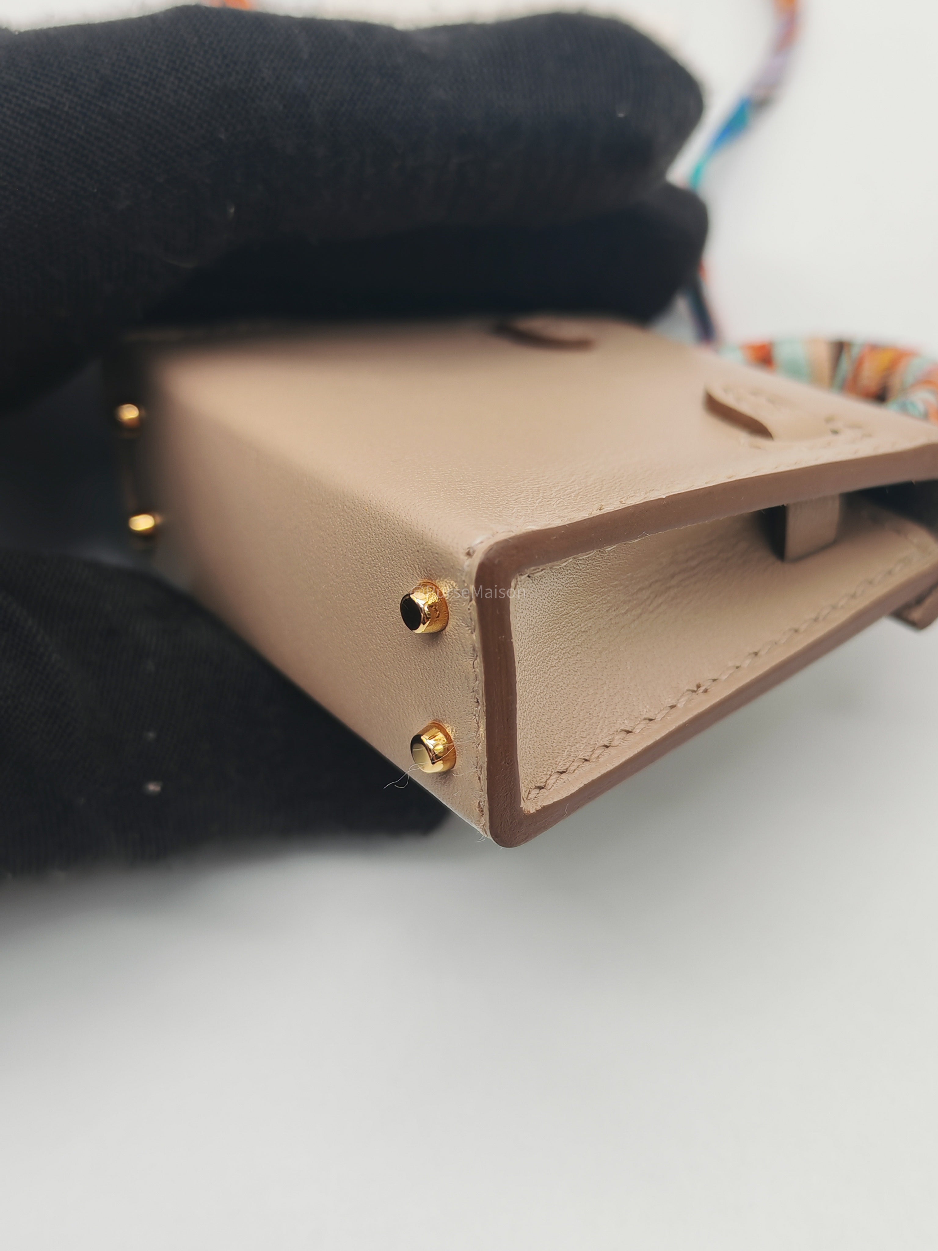 Hermès Mini Kelly Twilly Bag Charm in Argile Tadelakt Leather Gold Hardware Stamp Z(2021)