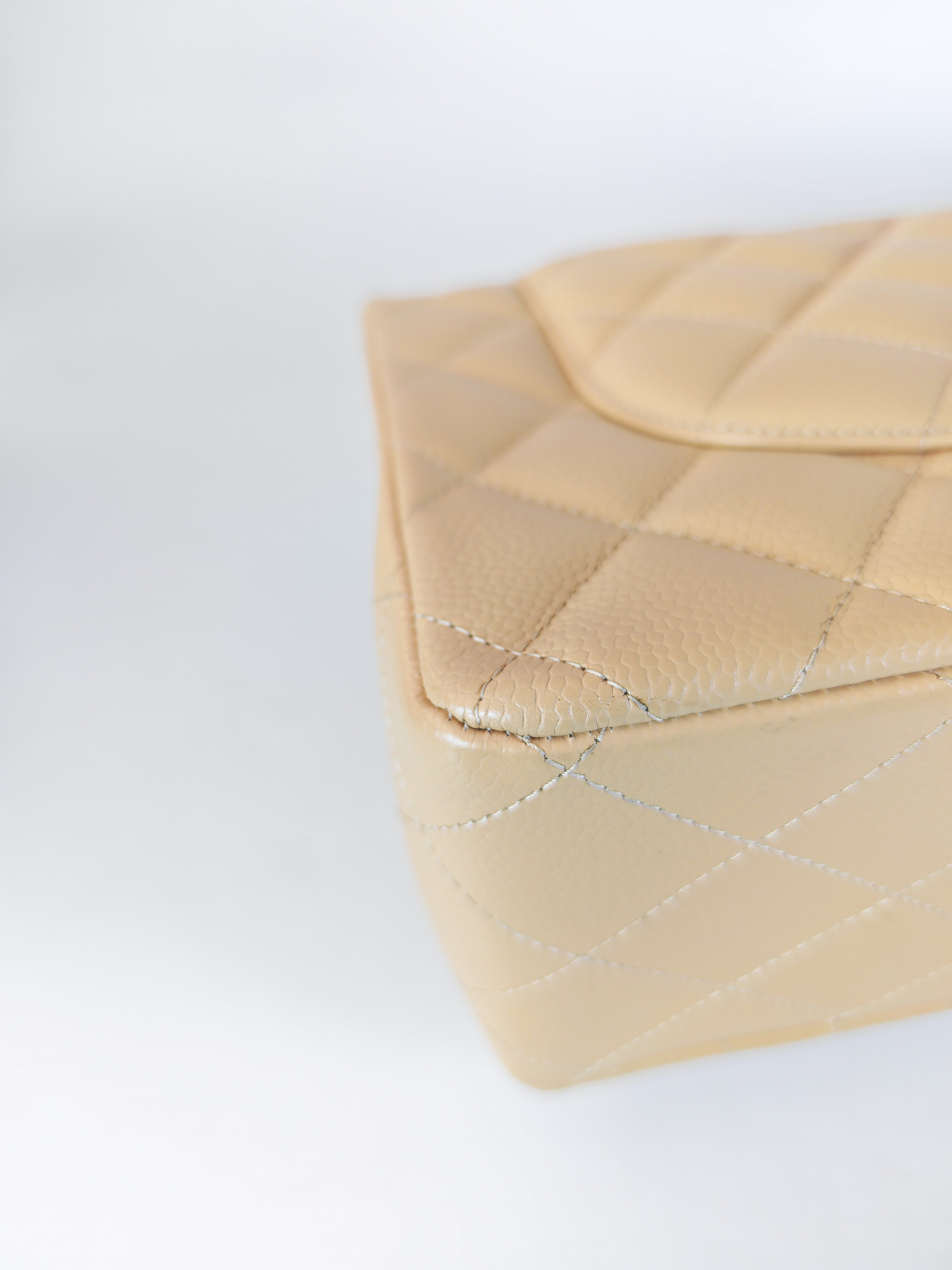 Classic Double Flap Jumbo in Beige Clair Caviar Leather and Gold Hardware (Microchip)