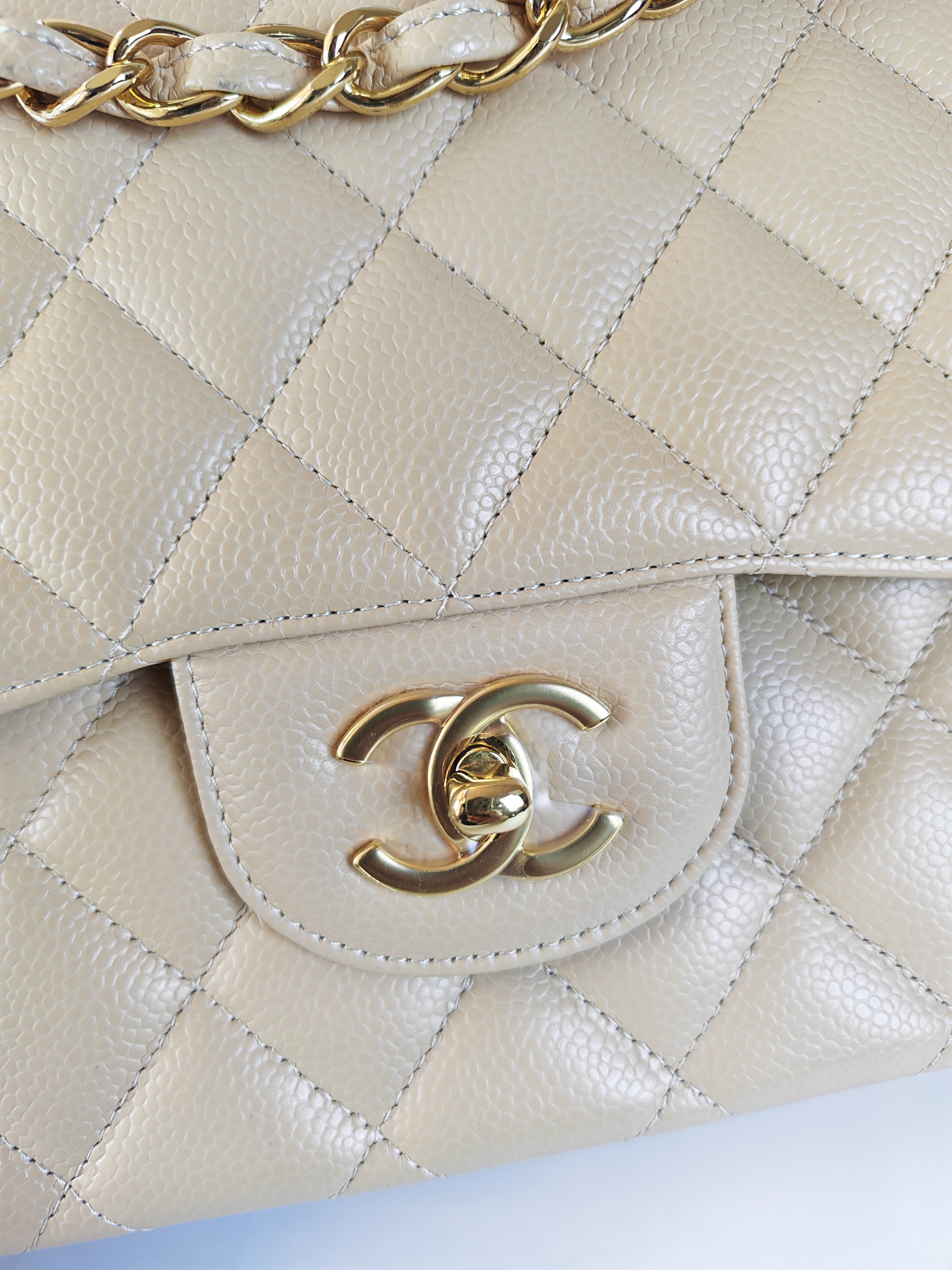 Classic Double Flap Jumbo in Beige Clair Caviar Leather and Gold Hardware (Microchip)