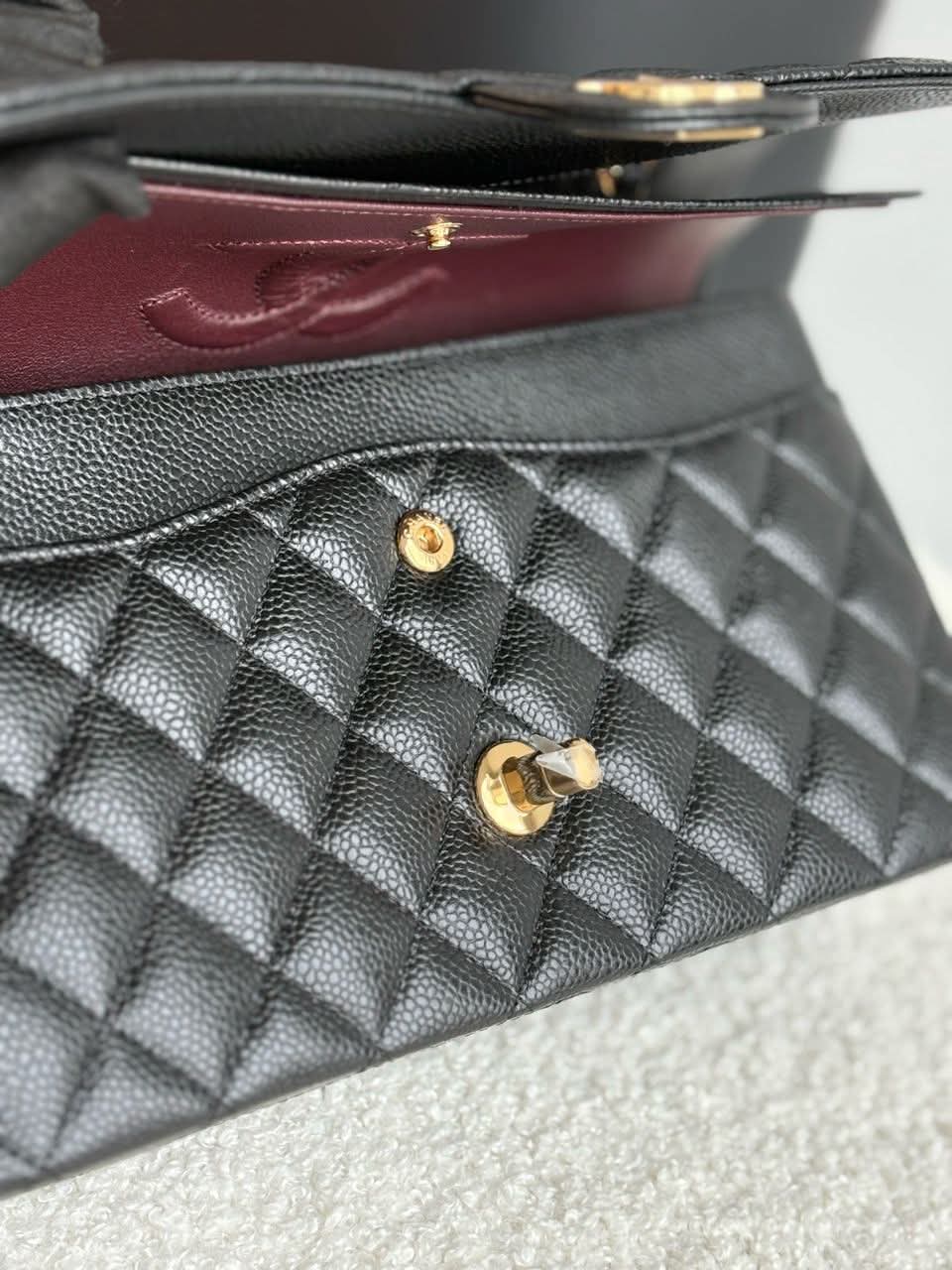 Medium in Black Caviar Microchip (2022)
