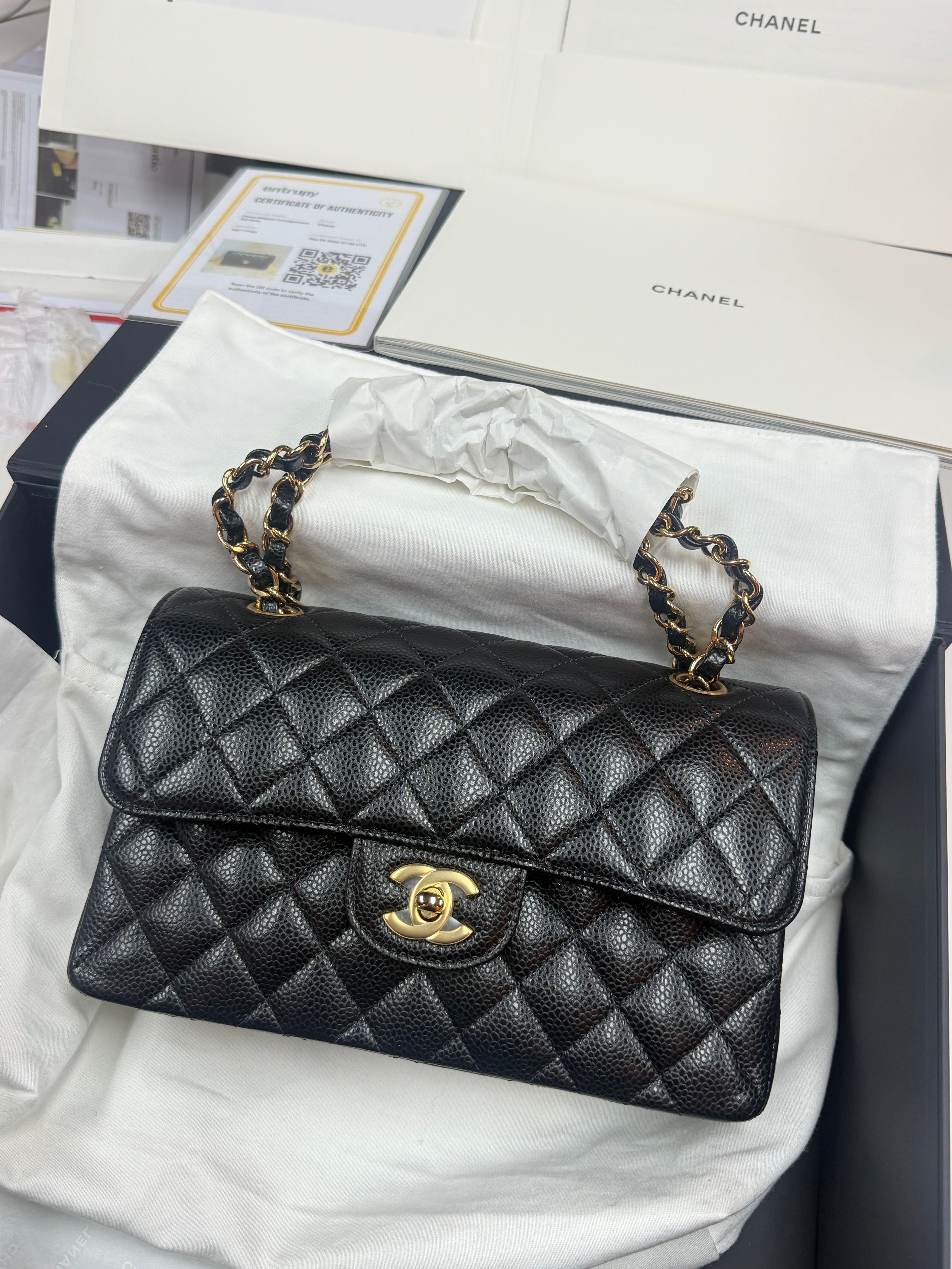chanel classic double flap small black