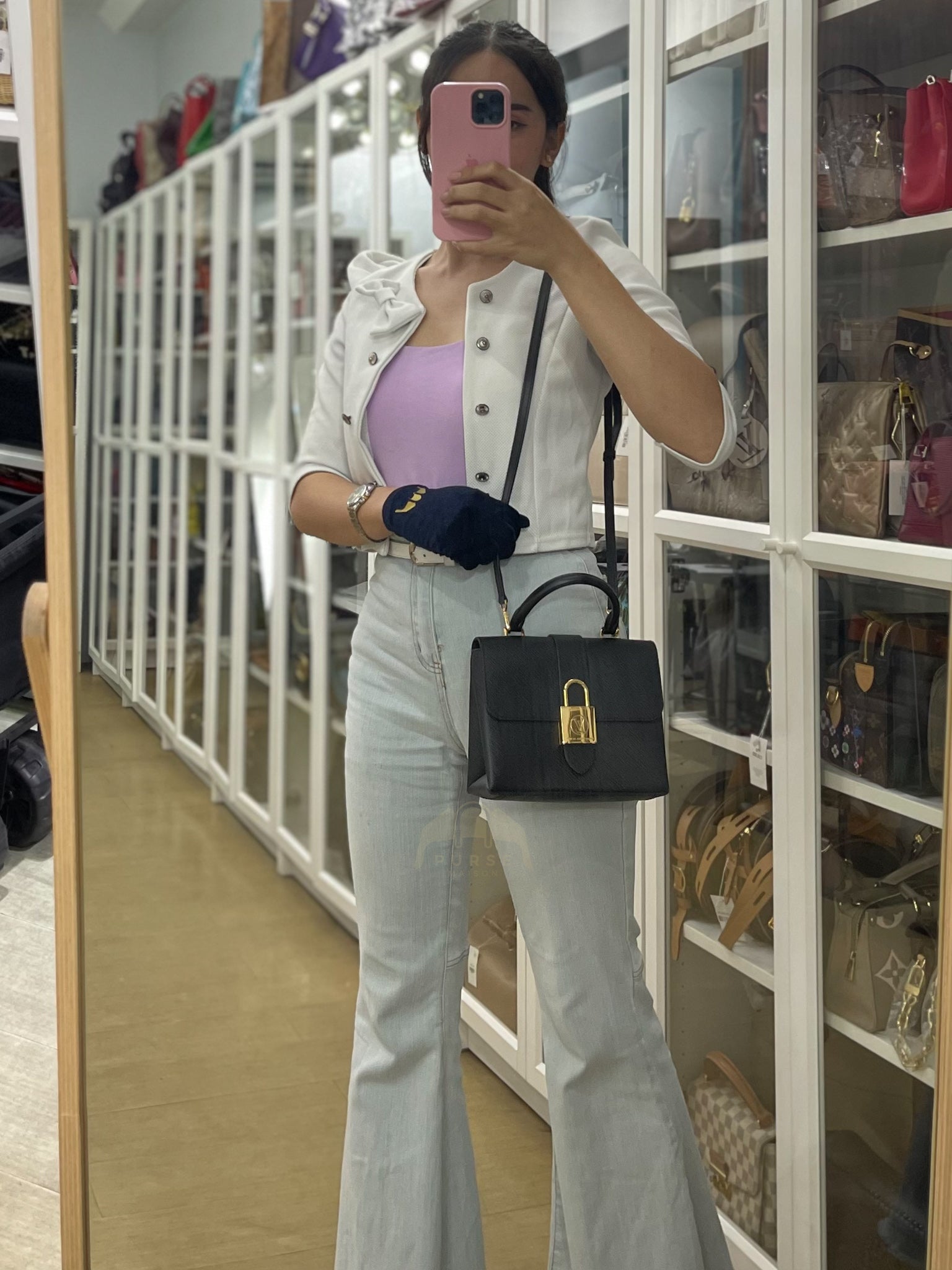 Locky BB in Black Epi Leather and Gold Hardware (Date Code: FL0189)