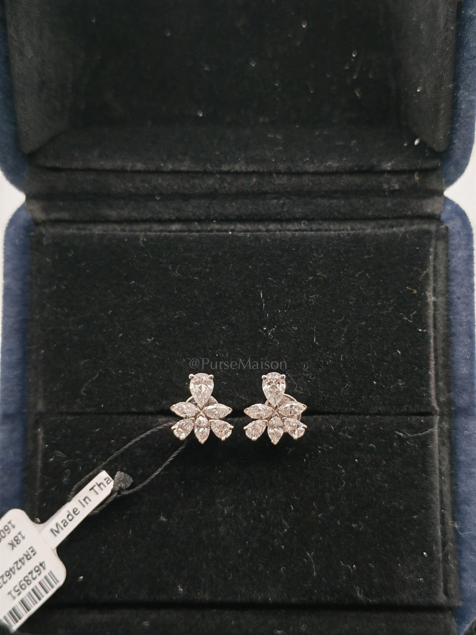 18K 1.95gms 1.02cts VS1 to VVS1 (Clarity) E to H (Color) Natural Diamond White Gold Earrings