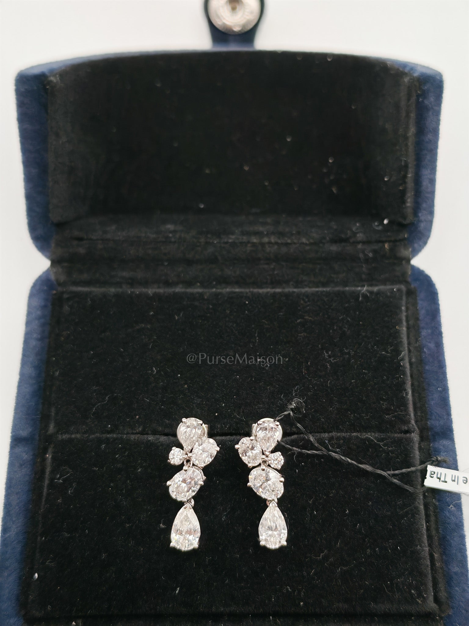 18K 2.33gms 2.33cts VS1 to VVS1 (Clarity) E to H (Color) Natural Diamond White Gold Earrings