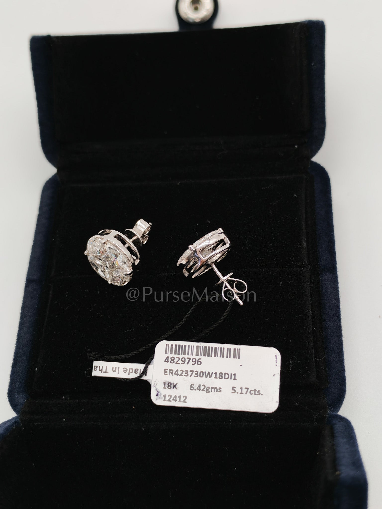 18k 6.42gms. 5.17cts. VS1 to VVS1 (Clarity) E to H (Color) Natural Diamond White Gold Earrings