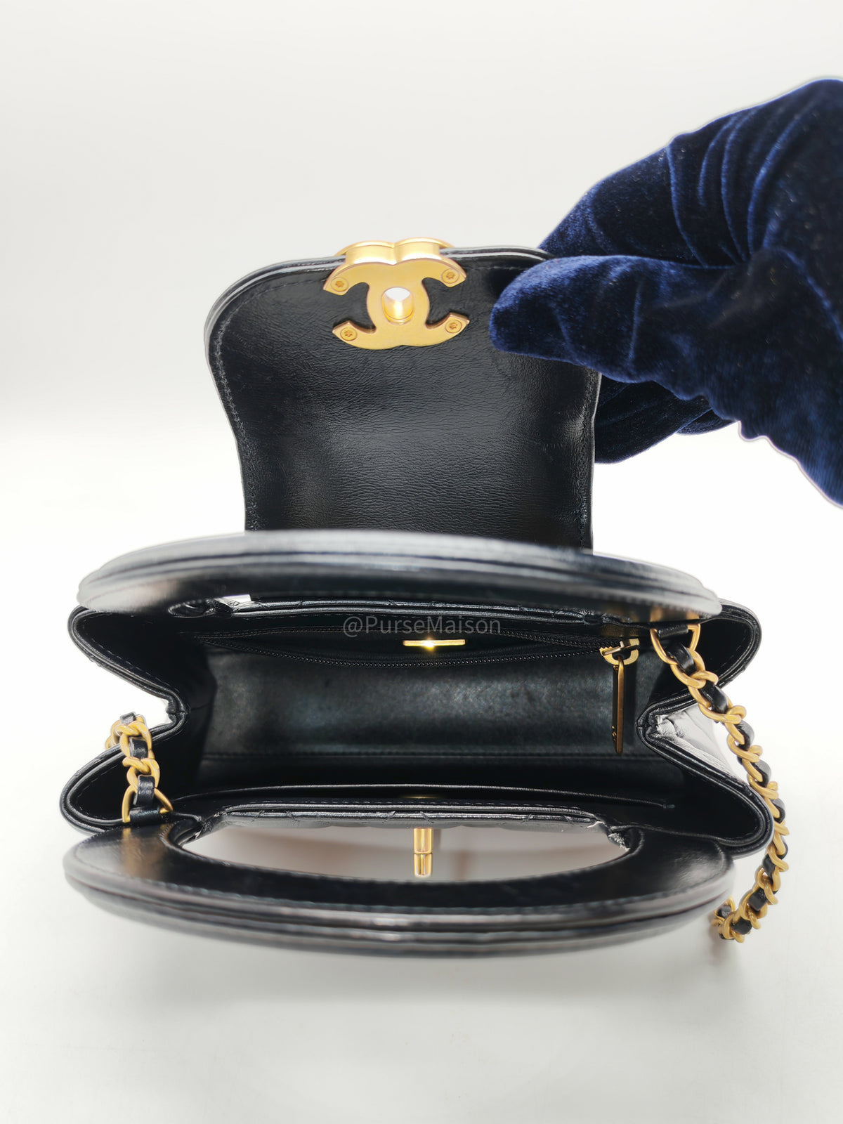 Chanel CC Kelly Small in Black Calfskin Leather & Aged Gold Hardware Microchip (G4****AA)