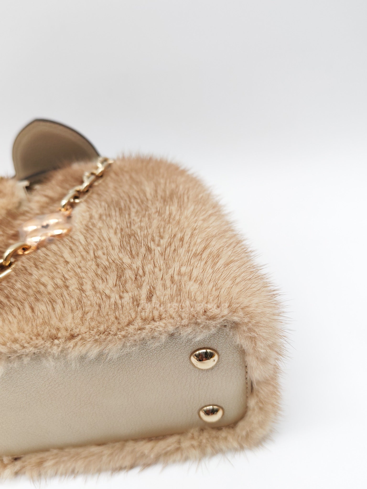 Louis Vuitton Capucines Handbag in Metallic Gold Goatskin Leather & Mink Fur (Microchip)