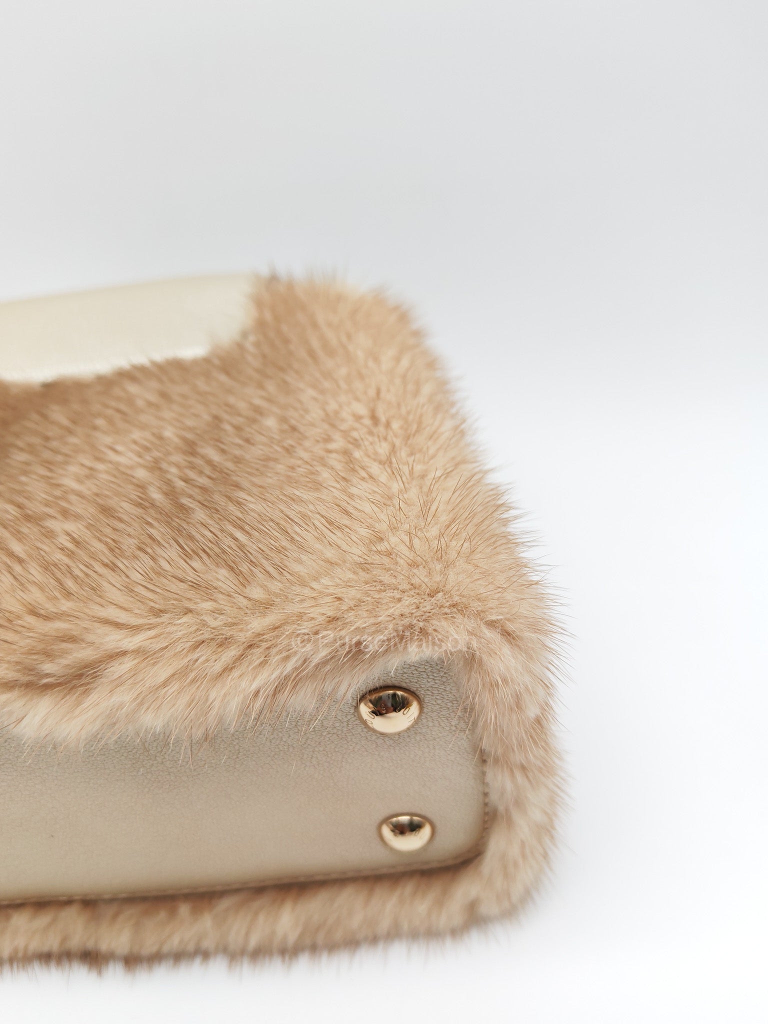Louis Vuitton Capucines Handbag in Metallic Gold Goatskin Leather & Mink Fur (Microchip)