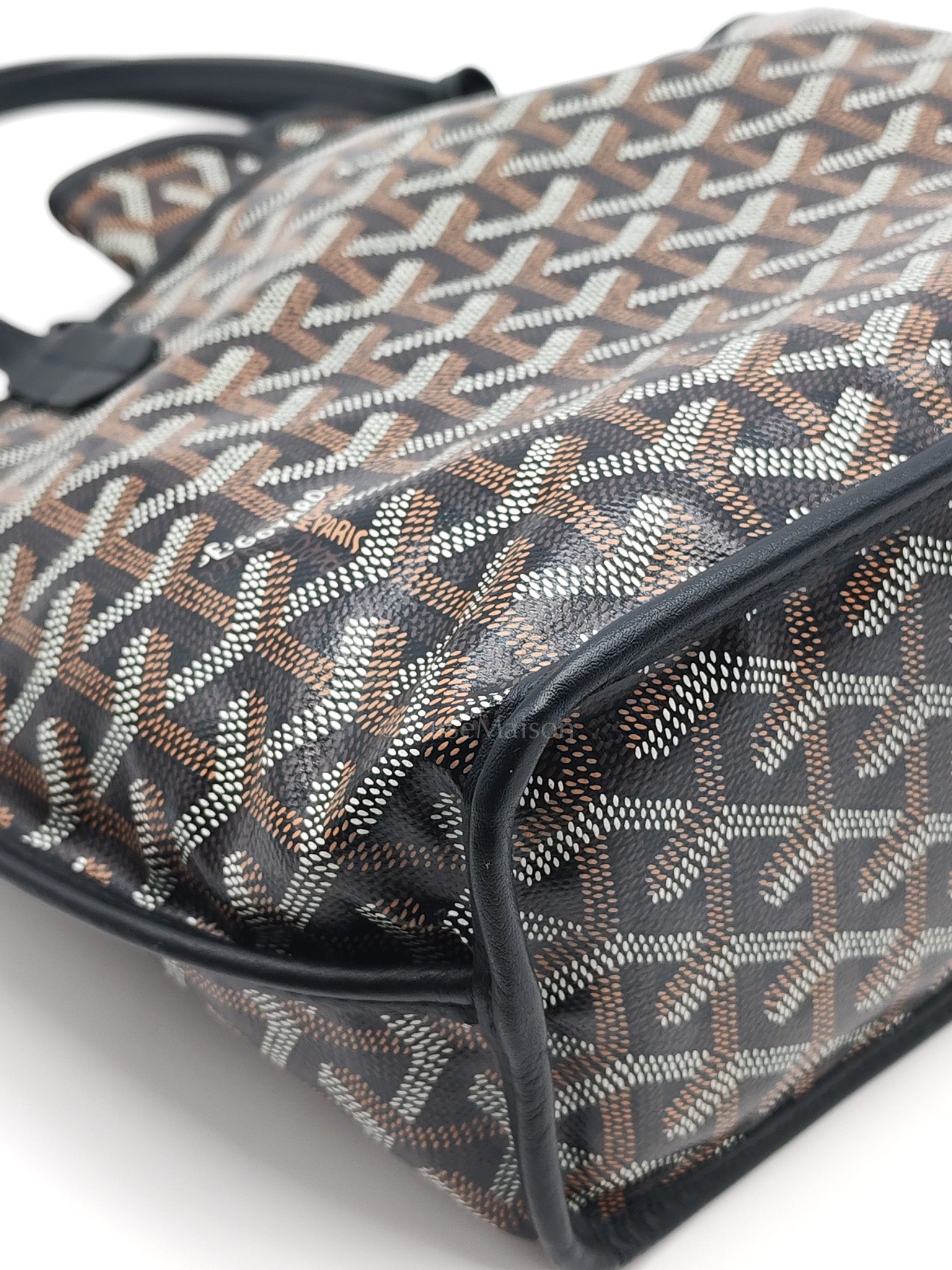 Mini Anjou in Black Goyardine Canvas