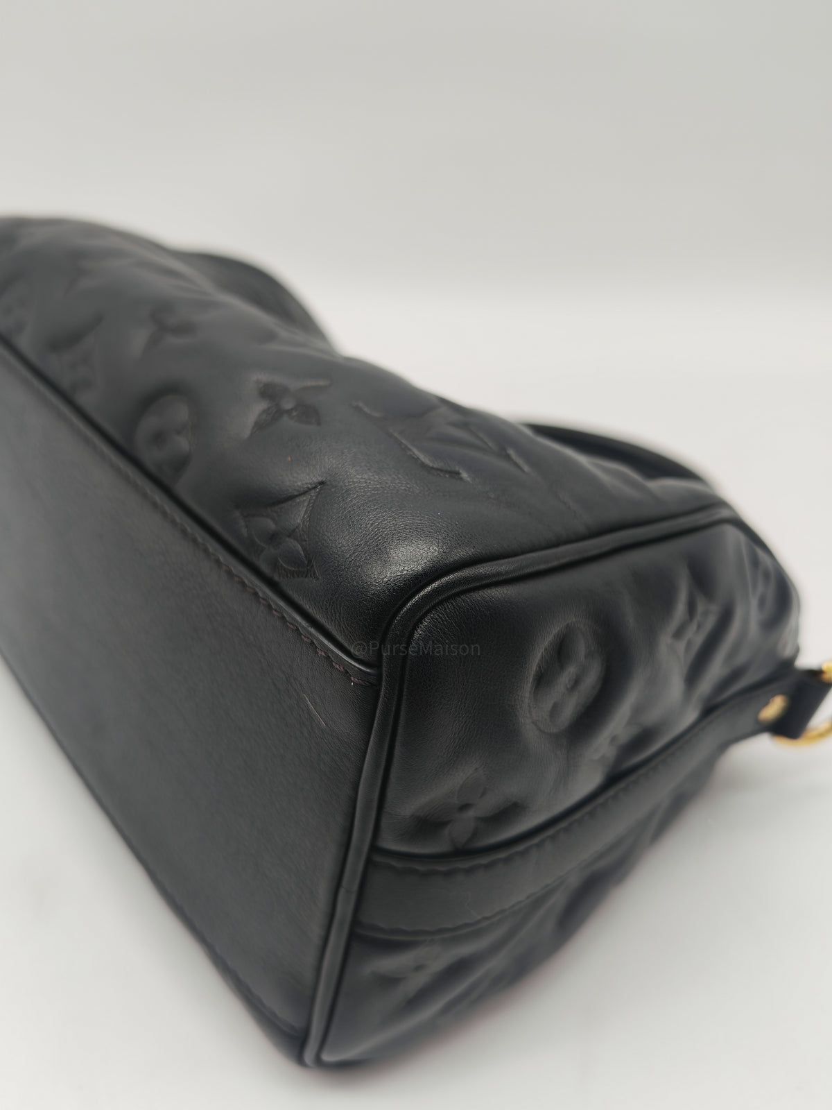 Louis Vuitton Speedy Bandouliere 22 in Black Monogram Empreinte Lambskin Leather and Gold Hardware Microchip