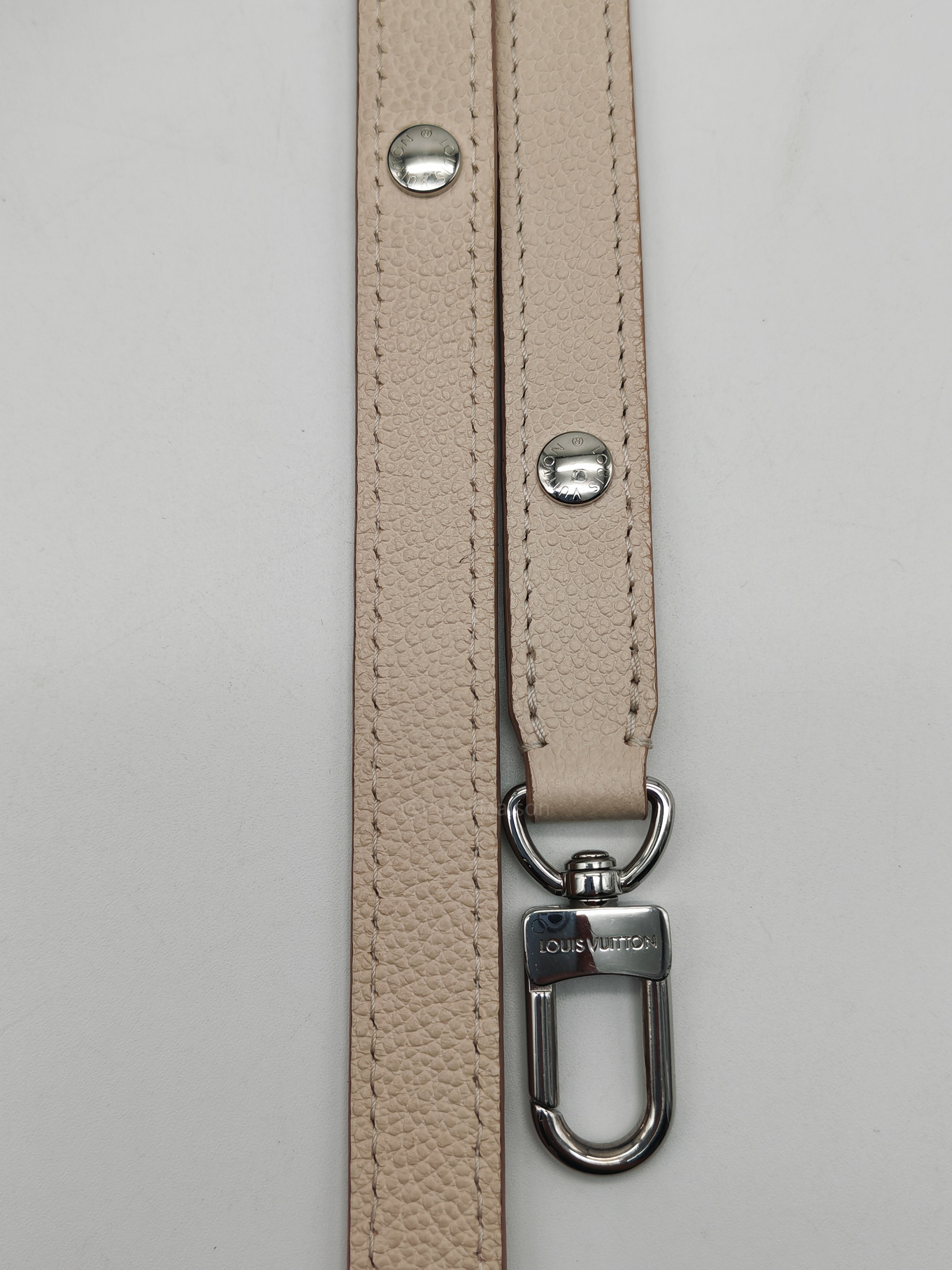 Louis Vuitton Buci Crossbody Bag in Off-White Beige Epi Leather and Silver Hardware Microchip