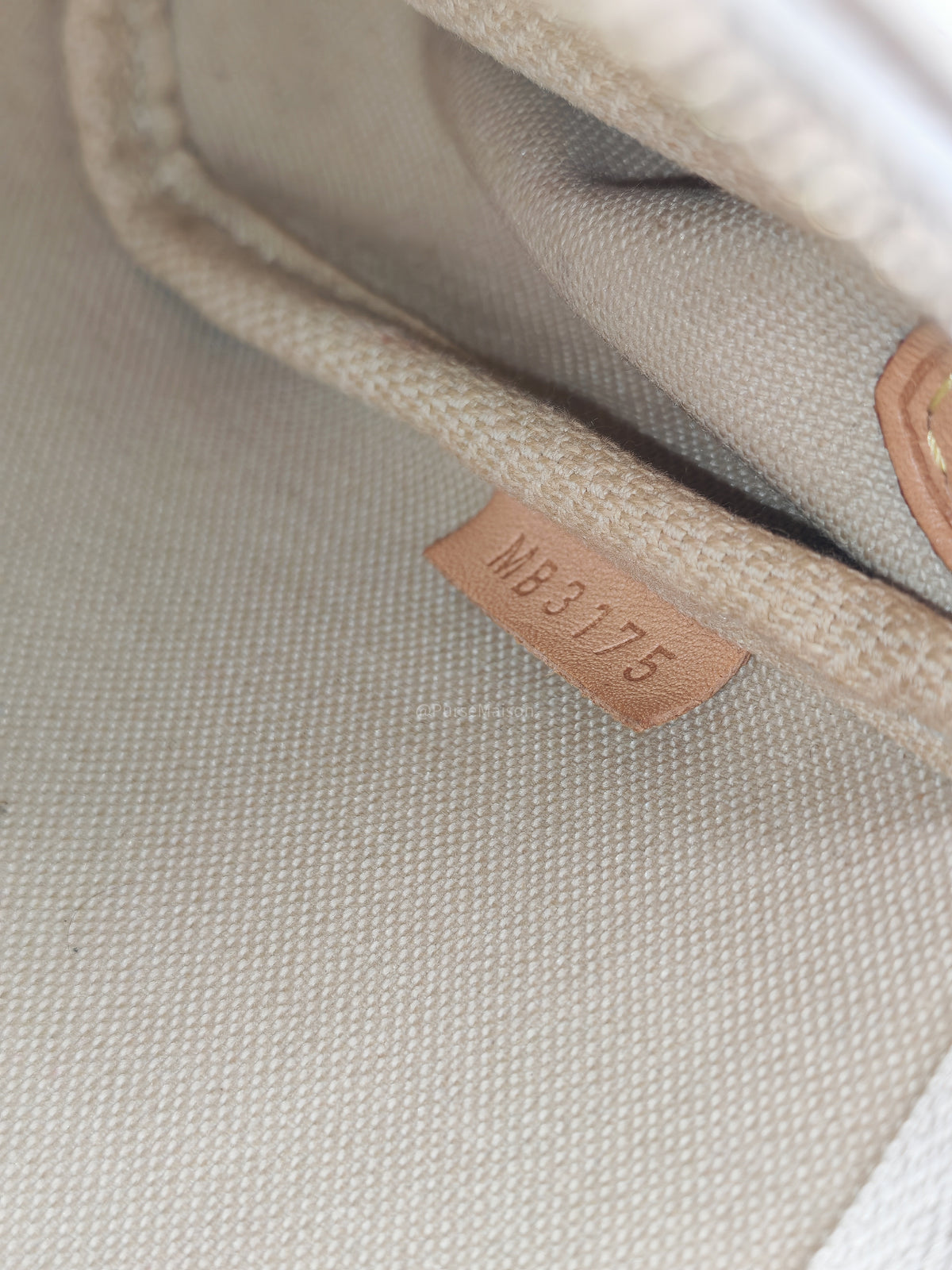 LV Damier Azur Eva Clutch Bag GHW