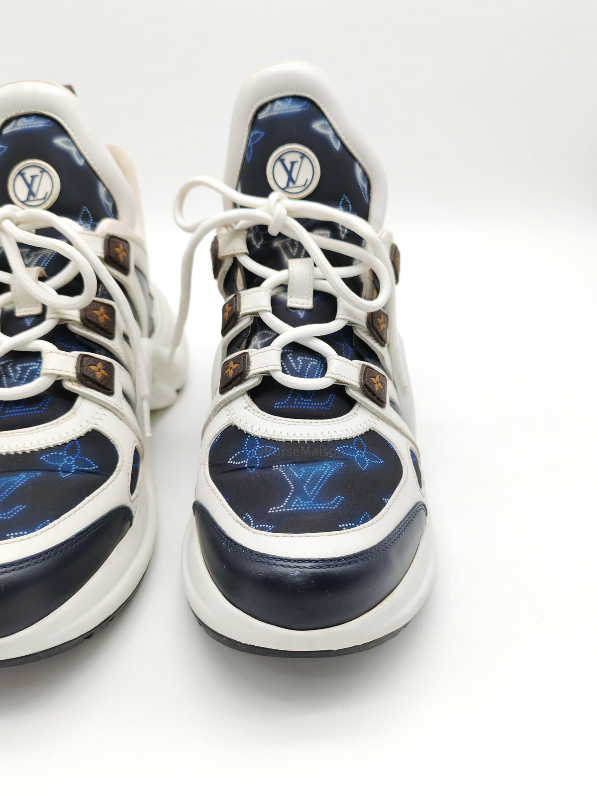 Louis Vuitton Monogram Archlight Sneakers in White and Navy Blue Size 37 EU (24cm)