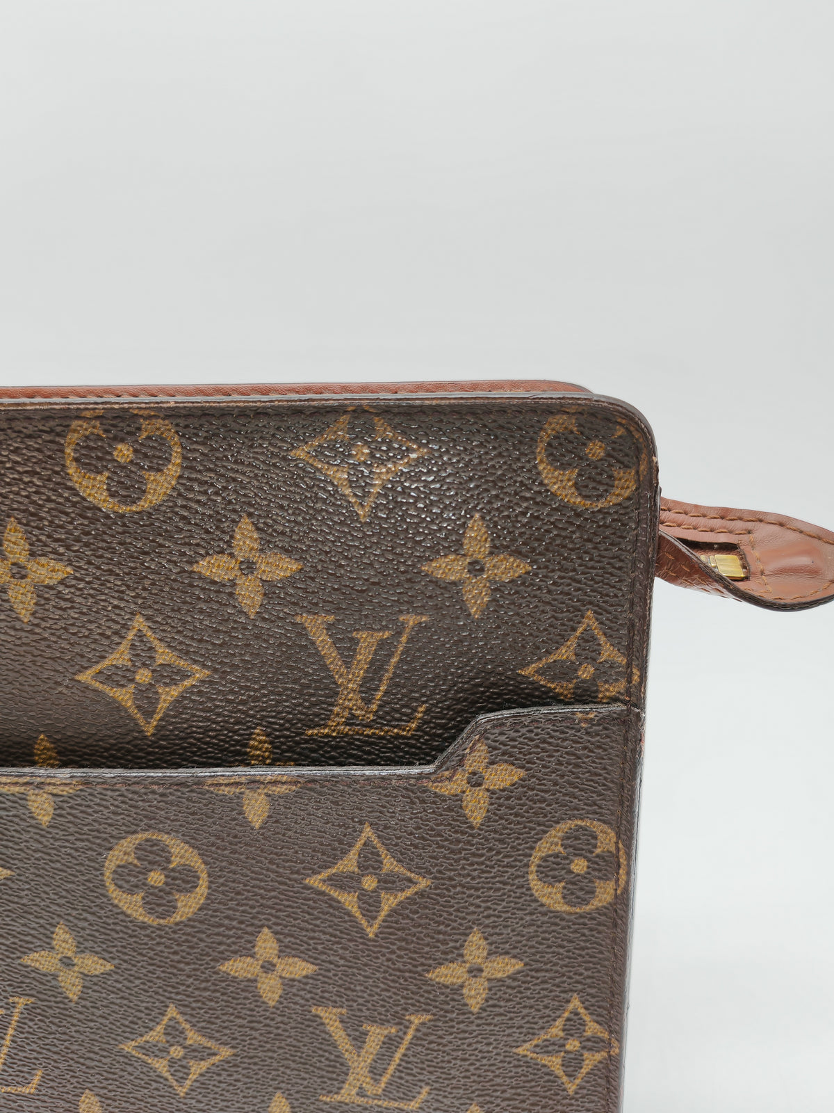 Louis Vuitton Pochette Homme Clutch in Monogram Canvas (Datecode: SL0915)