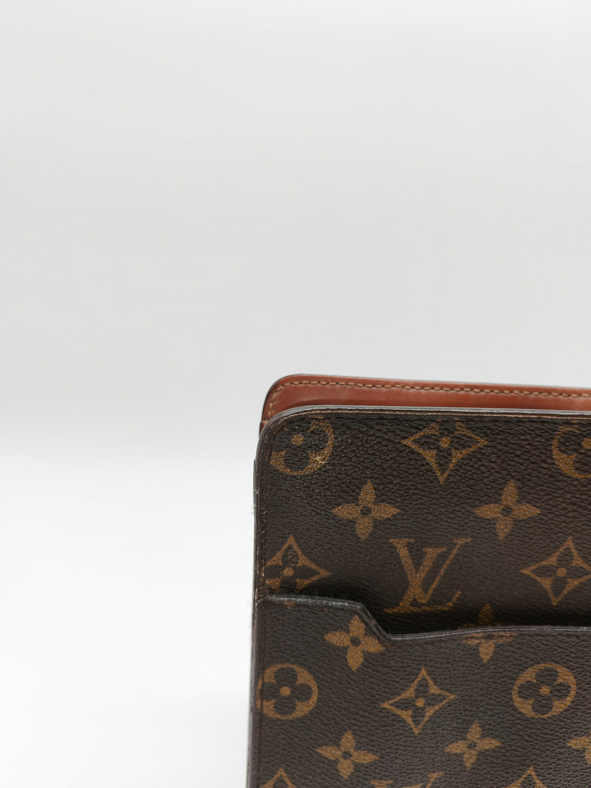 Louis Vuitton Pochette Homme Clutch in Monogram Canvas (Datecode: SL0915)
