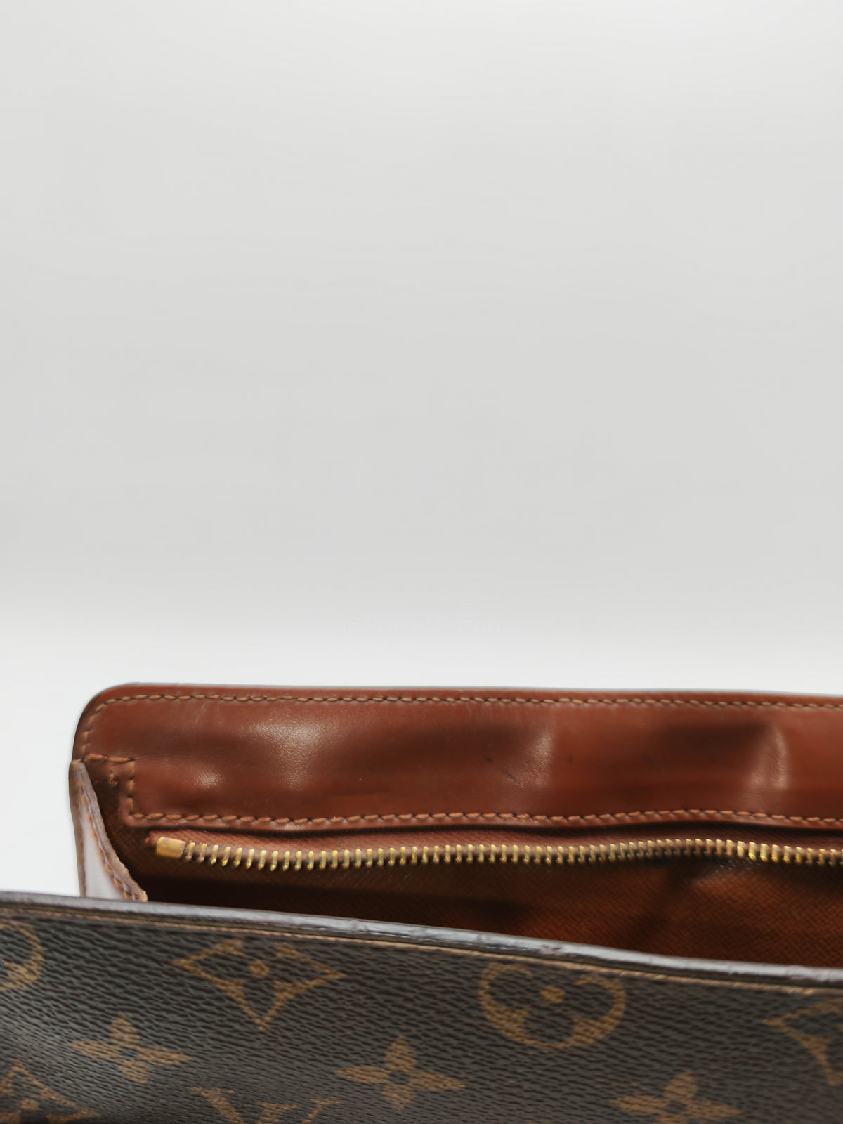 Louis Vuitton Pochette Homme Clutch in Monogram Canvas (Datecode: SL0915)