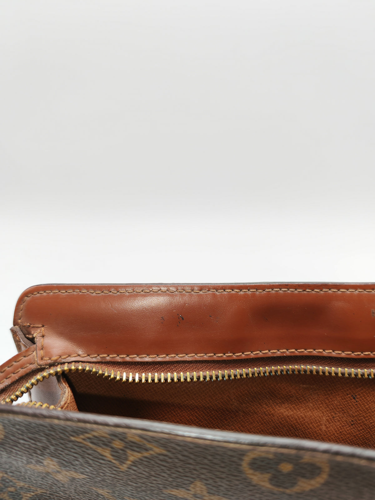 Louis Vuitton Pochette Homme Clutch in Monogram Canvas (Datecode: SL0915)