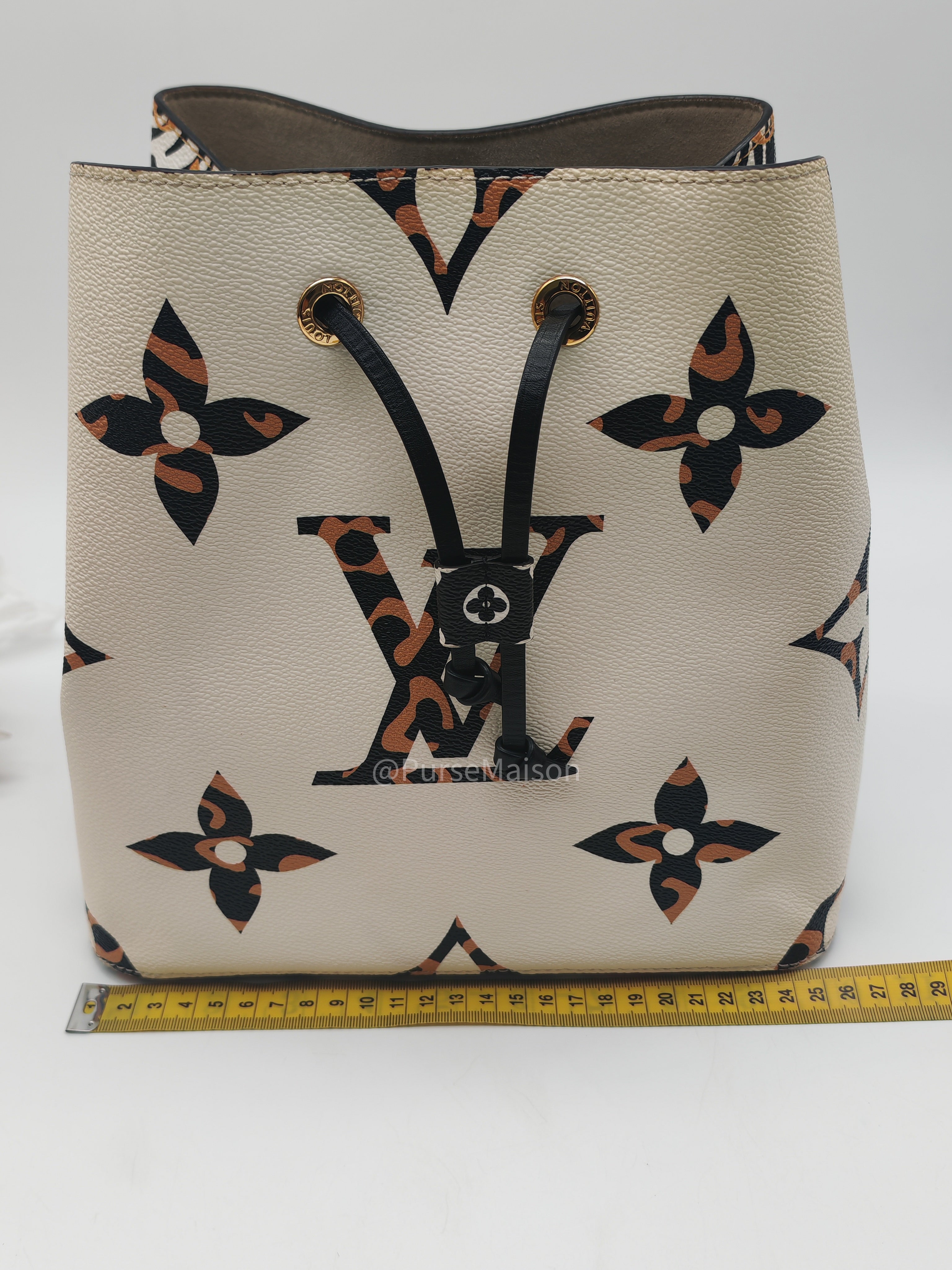 Louis Vuitton Neo Noe Bucket Bag MM in Limited Edition Jungle Monogram Giant Canvas (Date Code: SP3169)