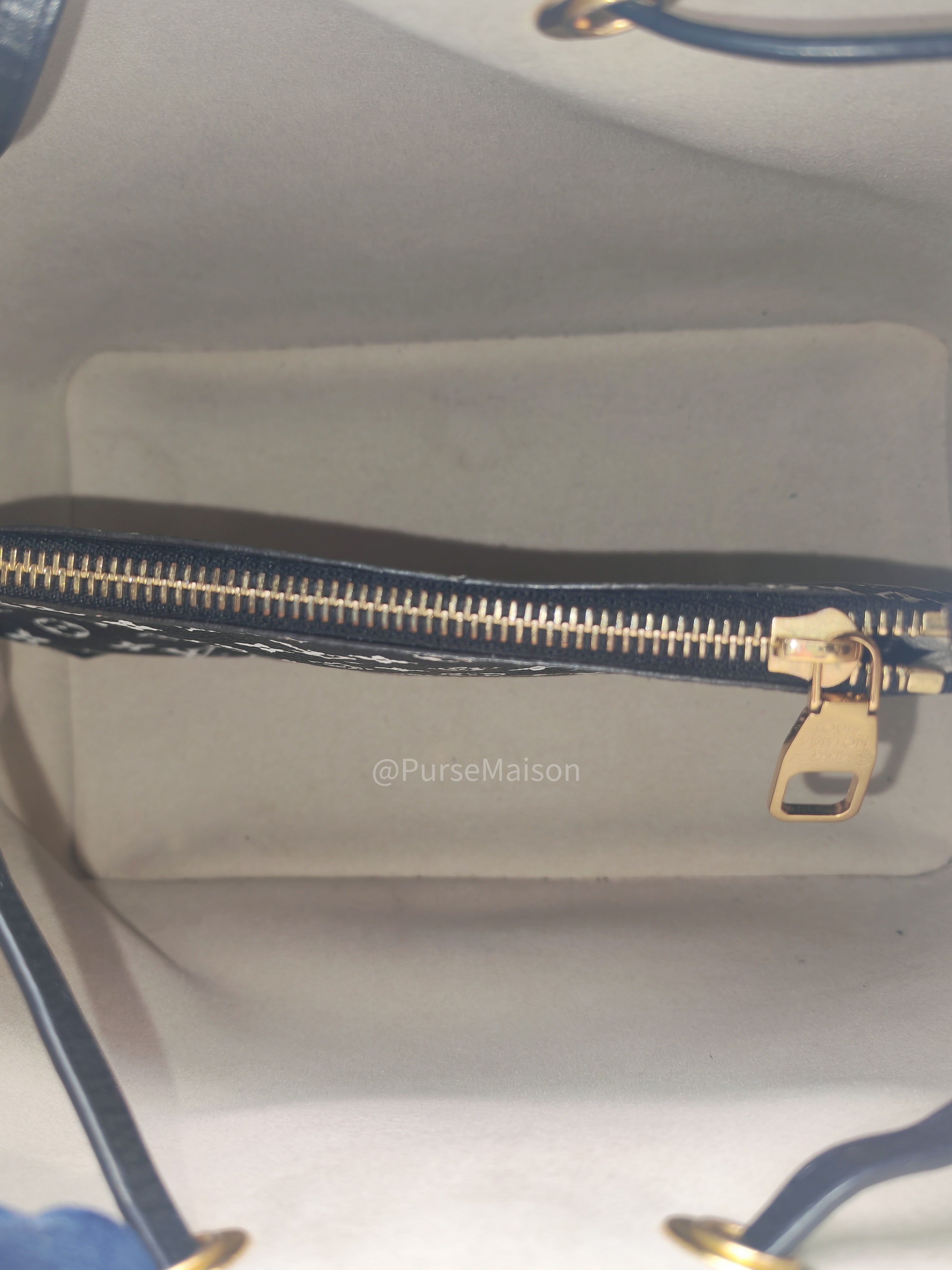 Louis Vuitton Neo Noe Bucket Bag MM in Limited Edition Jungle Monogram Giant Canvas (Date Code: SP3169)