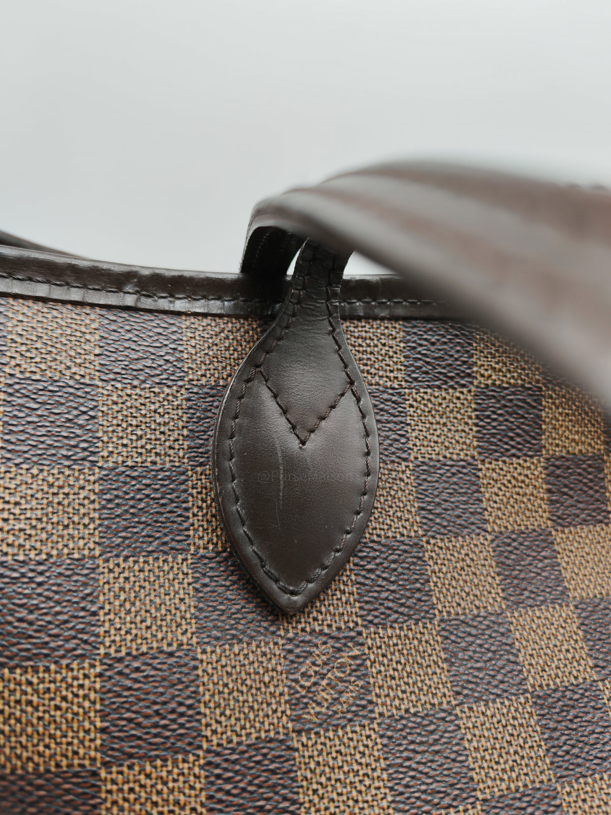 Louis Vuitton Neverfull GM in Damier Ebene Canvas and Gold Hardware (Datecode: TH3079)