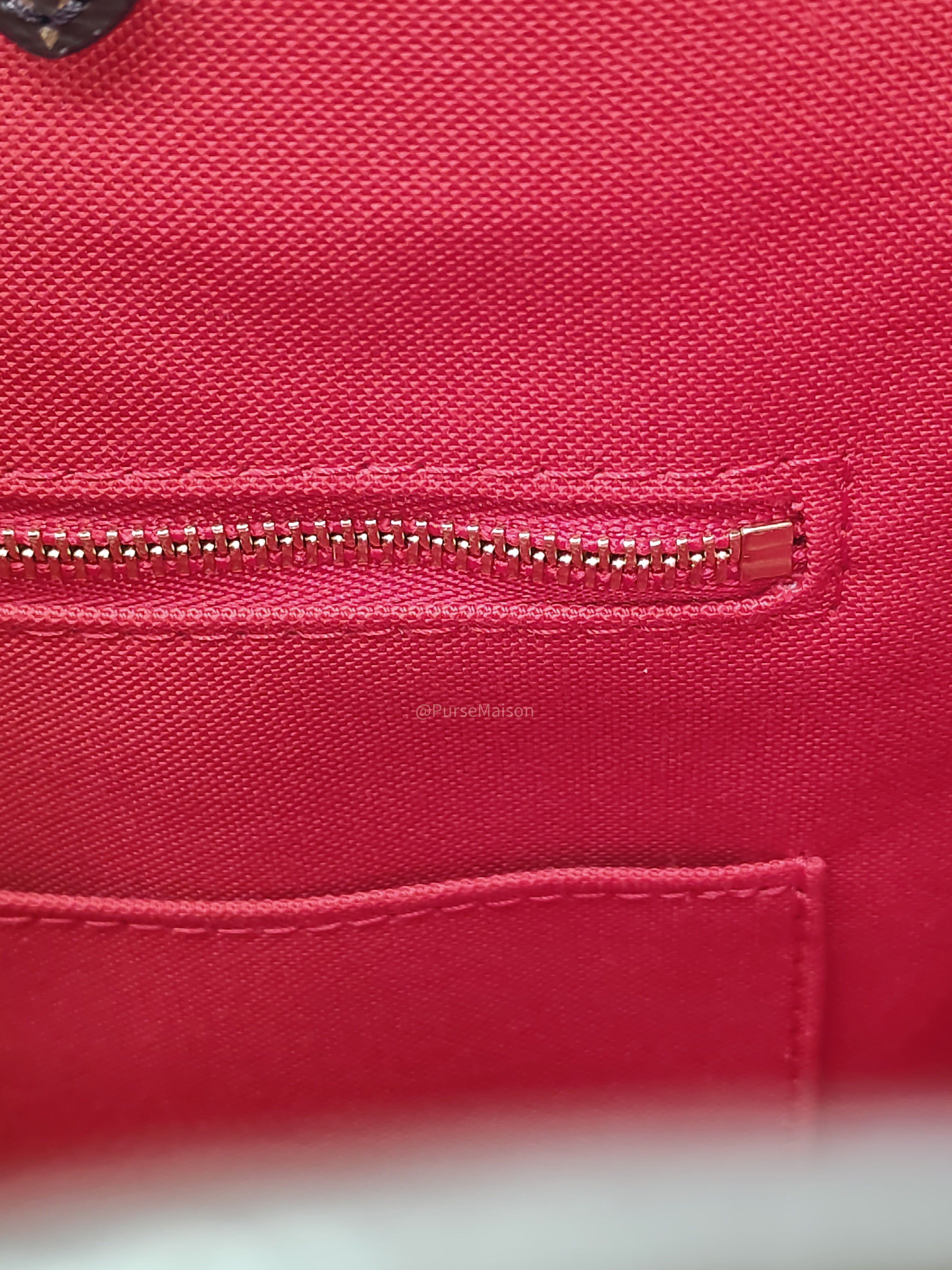 Louis Vuitton OntheGO (OTG) GM in Reverse Monogram Canvas and Gold Hardware (Datecode: TJ4169)