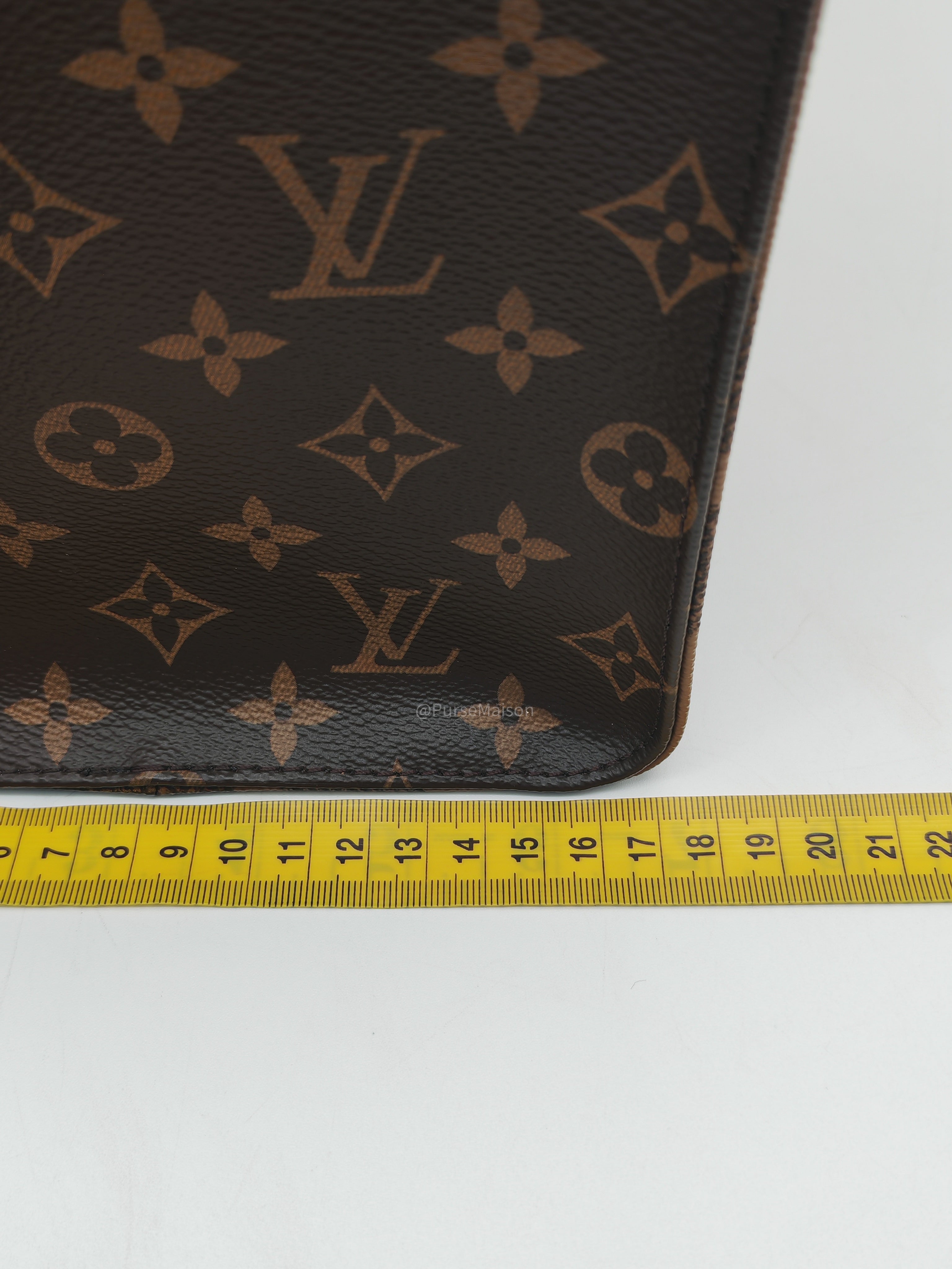 Louis Vuitton OntheGO (OTG) GM in Reverse Monogram Canvas and Gold Hardware (Datecode: TJ4169)