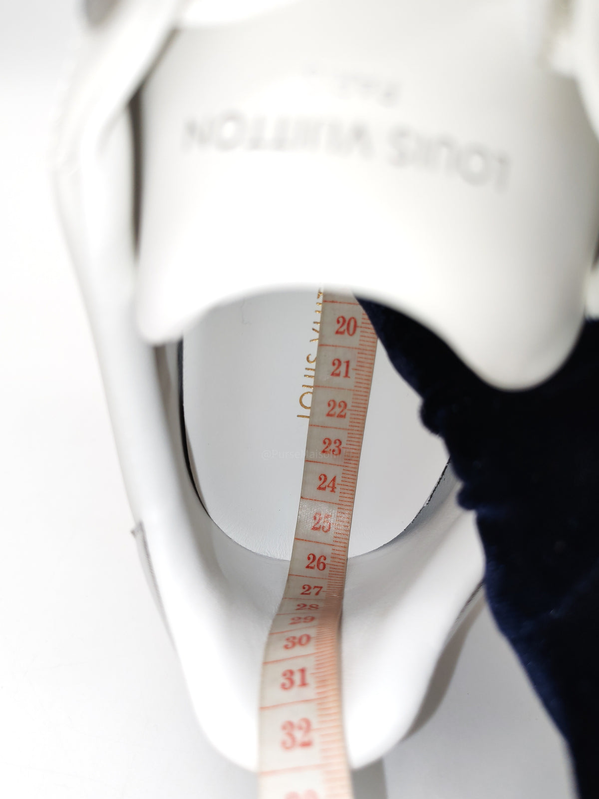 Louis Vuitton Time Out Sneaker in White with Silver Rhinestone Logo Size 38 EU (25.5 cm)