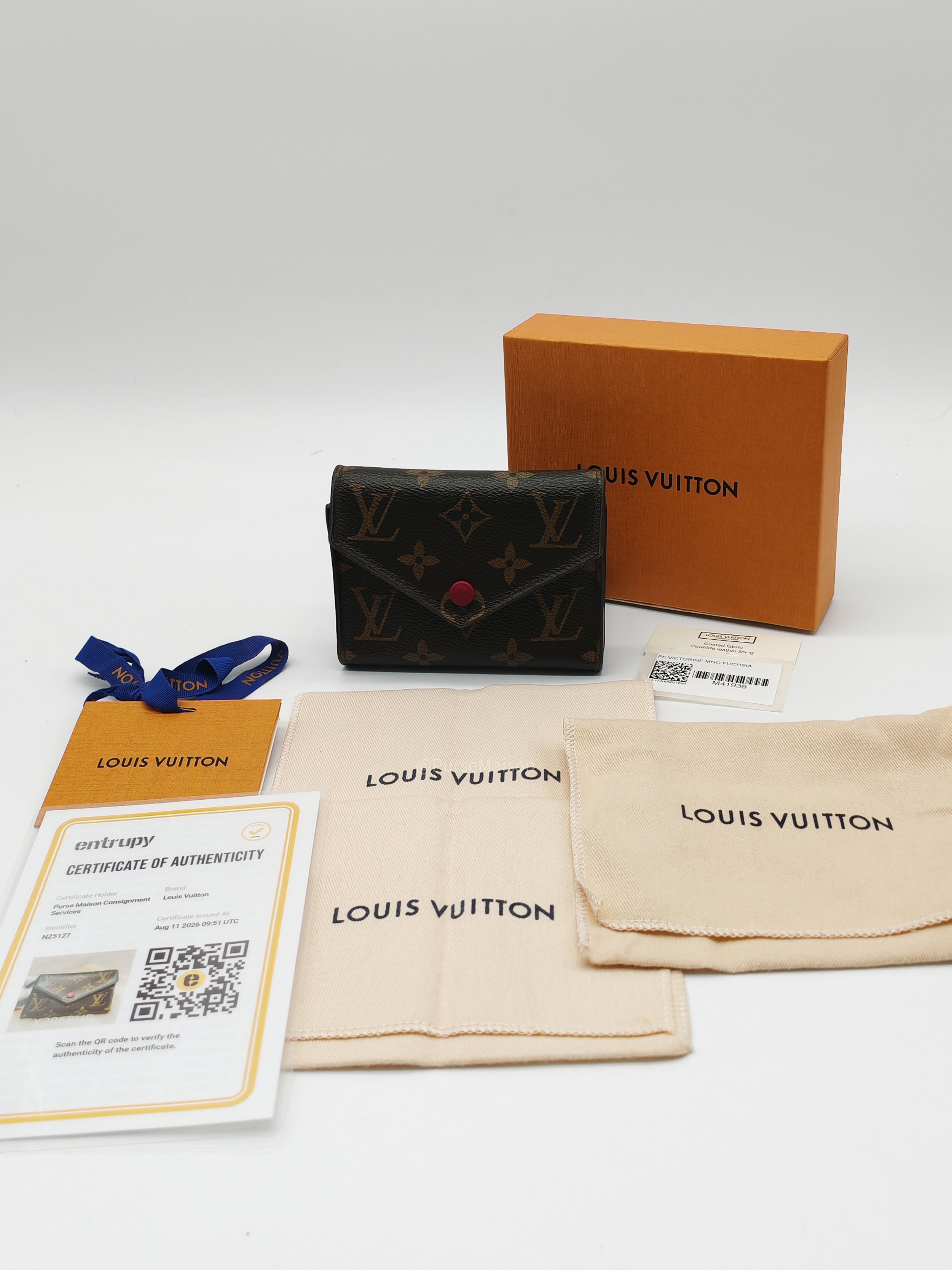 Louis Vuitton Victorine Wallet in Monogram Canvas (Datecode: NZ5127)