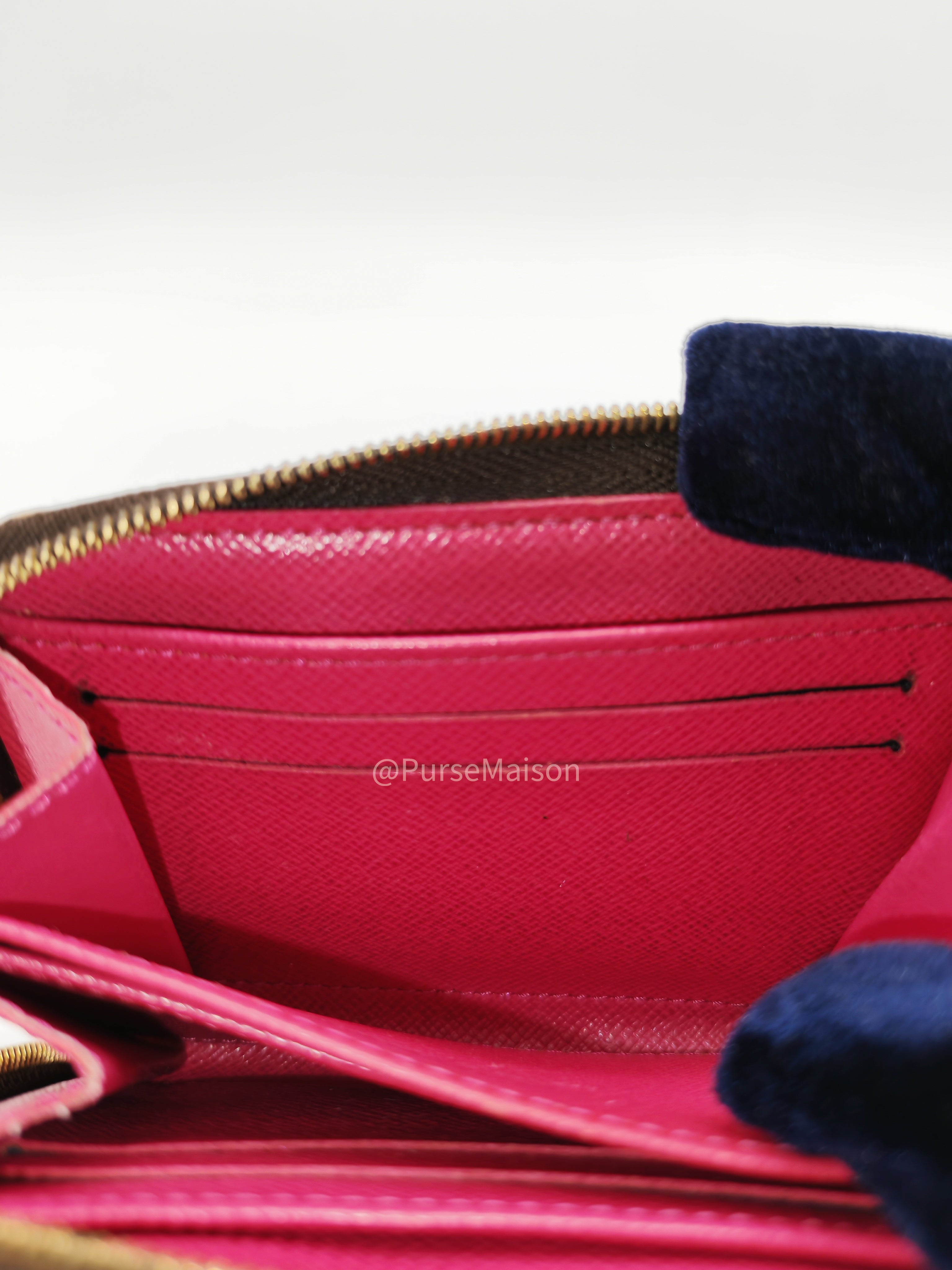 Louis Vuitton Zippy Coin Purse in Monogram Patches Collection Canvas